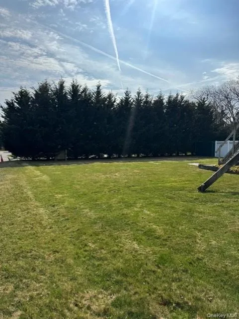 323 Mill Road, Southampton, NY, 1 Bedroom Bedrooms, 4 Rooms Rooms,1 BathroomBathrooms,Residential Lease,For Rent,Mill,0,980337 323 Mill Road, Southampton, NY, 1 Bedroom Bedrooms, 4 Rooms Rooms,1 BathroomBathrooms,Residential Lease,For Rent,Mill,0,980337