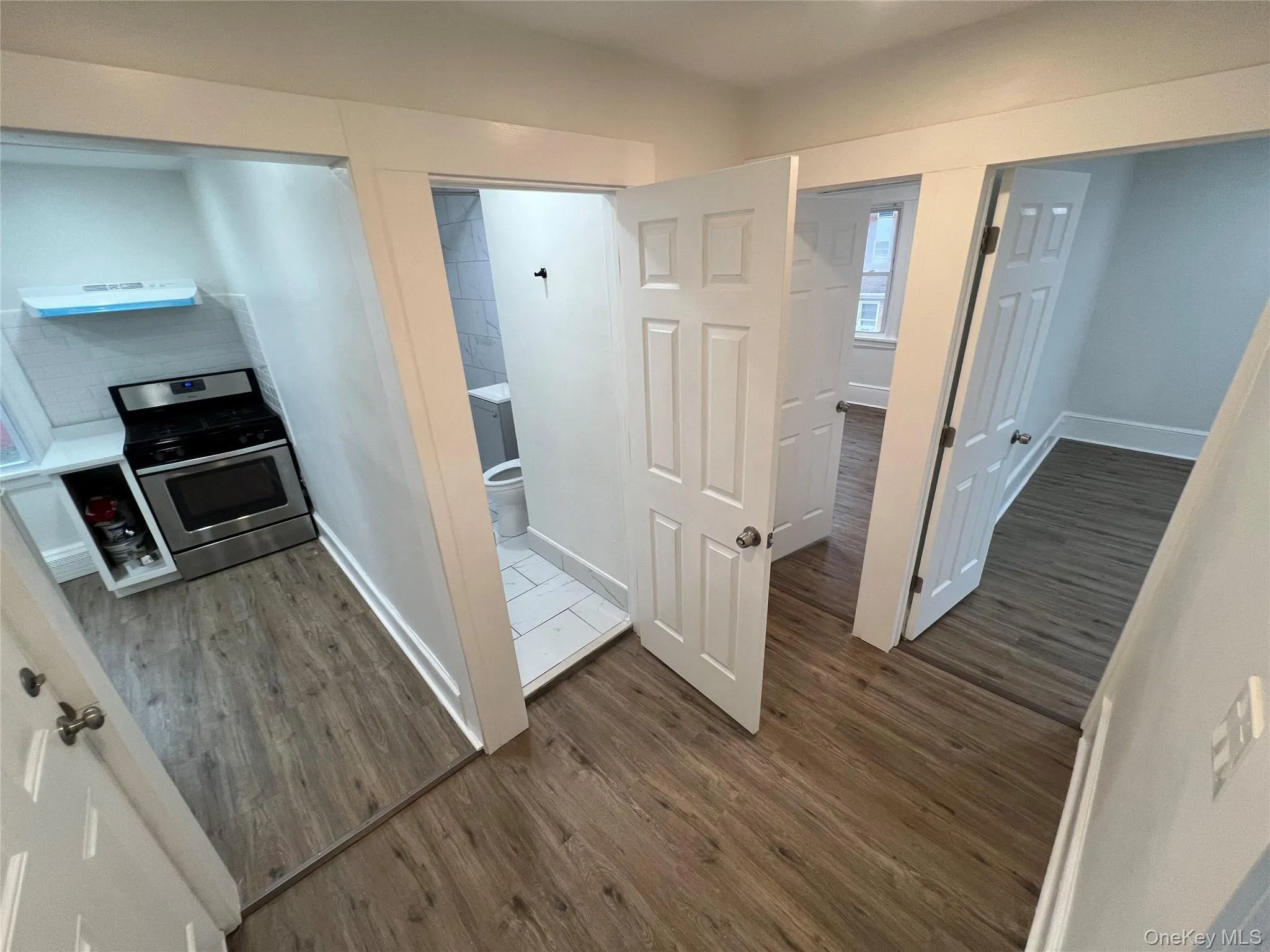 175 Washington Street, Poughkeepsie, NY, 2 Bedrooms Bedrooms, 5 Rooms Rooms,1 BathroomBathrooms,Residential Lease,For Rent,Washington,0,980342 175 Washington Street, Poughkeepsie, NY, 2 Bedrooms Bedrooms, 5 Rooms Rooms,1 BathroomBathrooms,Residential Lease,For Rent,Washington,0,980342