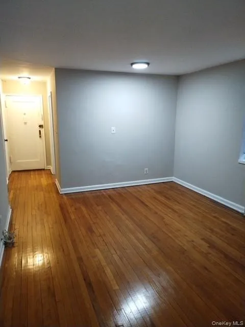 320 S Broadway, Greenburgh, NY, 1 Bedroom Bedrooms, 3 Rooms Rooms,1 BathroomBathrooms,Residential Lease,For Rent,S Broadway,0,980361 320 S Broadway, Greenburgh, NY, 1 Bedroom Bedrooms, 3 Rooms Rooms,1 BathroomBathrooms,Residential Lease,For Rent,S Broadway,0,980361