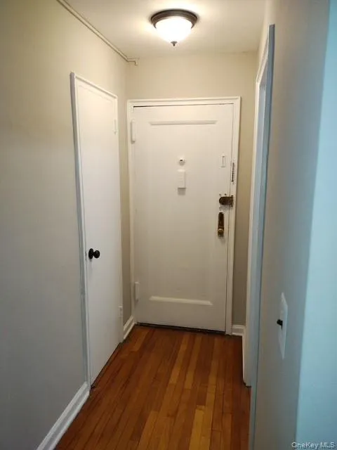 320 S Broadway, Greenburgh, NY, 1 Bedroom Bedrooms, 3 Rooms Rooms,1 BathroomBathrooms,Residential Lease,For Rent,S Broadway,0,980361 320 S Broadway, Greenburgh, NY, 1 Bedroom Bedrooms, 3 Rooms Rooms,1 BathroomBathrooms,Residential Lease,For Rent,S Broadway,0,980361