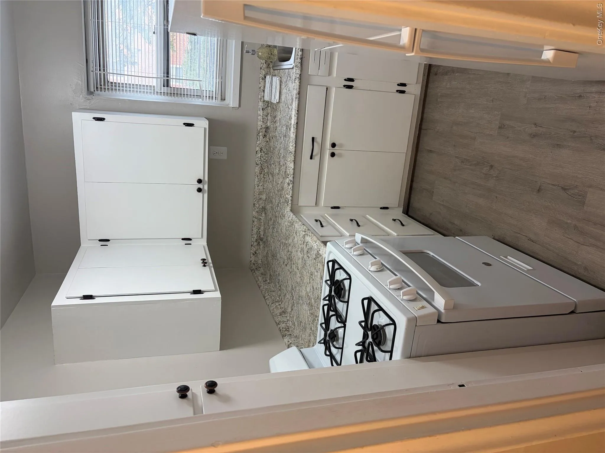320 S Broadway, Greenburgh, NY, 1 Bedroom Bedrooms, 3 Rooms Rooms,1 BathroomBathrooms,Residential Lease,For Rent,S Broadway,0,980361 320 S Broadway, Greenburgh, NY, 1 Bedroom Bedrooms, 3 Rooms Rooms,1 BathroomBathrooms,Residential Lease,For Rent,S Broadway,0,980361