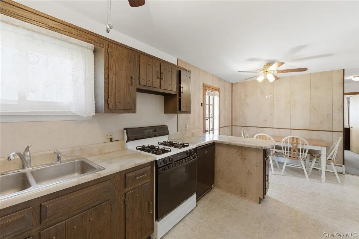 84 Orchard Drive, Cairo, NY, 3 Bedrooms Bedrooms, 5 Rooms Rooms,1 BathroomBathrooms,Residential,For Rent,Orchard,0,980367 84 Orchard Drive, Cairo, NY, 3 Bedrooms Bedrooms, 5 Rooms Rooms,1 BathroomBathrooms,Residential,For Rent,Orchard,0,980367