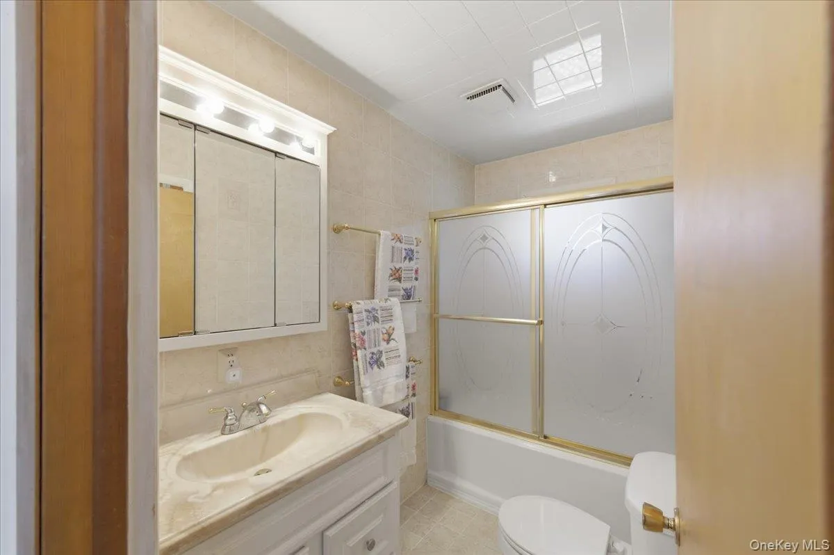 84 Orchard Drive, Cairo, NY, 3 Bedrooms Bedrooms, 5 Rooms Rooms,1 BathroomBathrooms,Residential,For Rent,Orchard,0,980367 84 Orchard Drive, Cairo, NY, 3 Bedrooms Bedrooms, 5 Rooms Rooms,1 BathroomBathrooms,Residential,For Rent,Orchard,0,980367