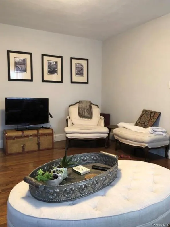 12 Davis Street, Beacon, NY, 2 Bedrooms Bedrooms, 6 Rooms Rooms,1 BathroomBathrooms,Residential Lease,For Rent,Davis,0,980369 12 Davis Street, Beacon, NY, 2 Bedrooms Bedrooms, 6 Rooms Rooms,1 BathroomBathrooms,Residential Lease,For Rent,Davis,0,980369