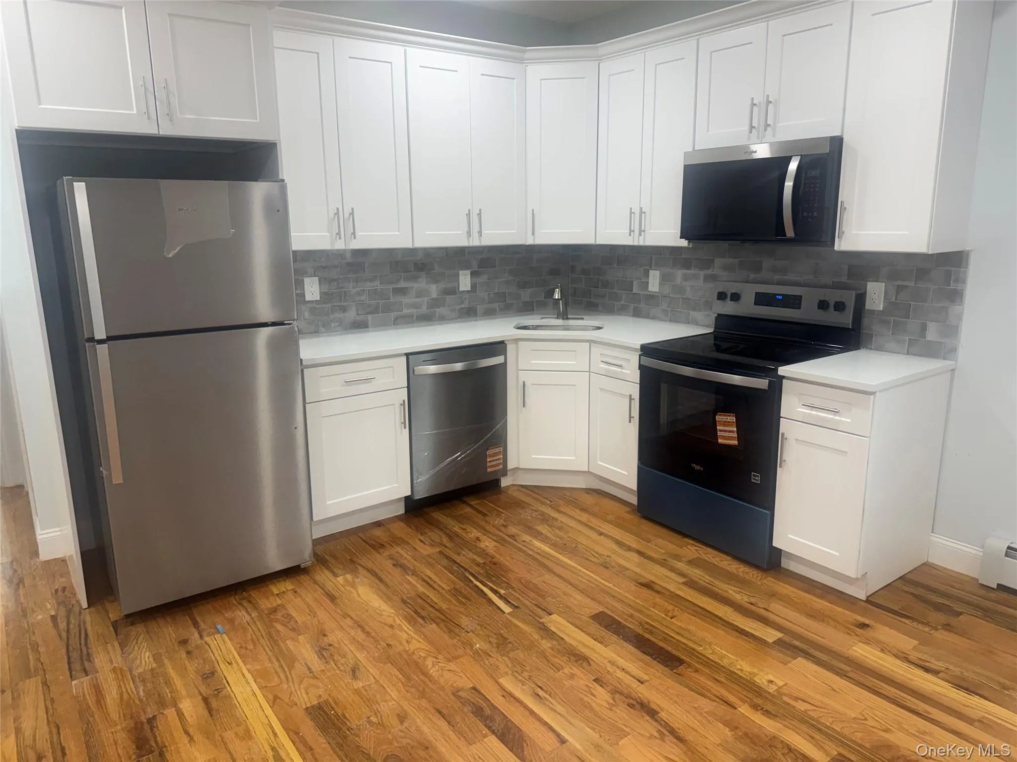 1611 Research Avenue, New York, NY, 3 Bedrooms Bedrooms, 7 Rooms Rooms,2 BathroomsBathrooms,Residential Lease,For Rent,Research,0,980376 1611 Research Avenue, New York, NY, 3 Bedrooms Bedrooms, 7 Rooms Rooms,2 BathroomsBathrooms,Residential Lease,For Rent,Research,0,980376