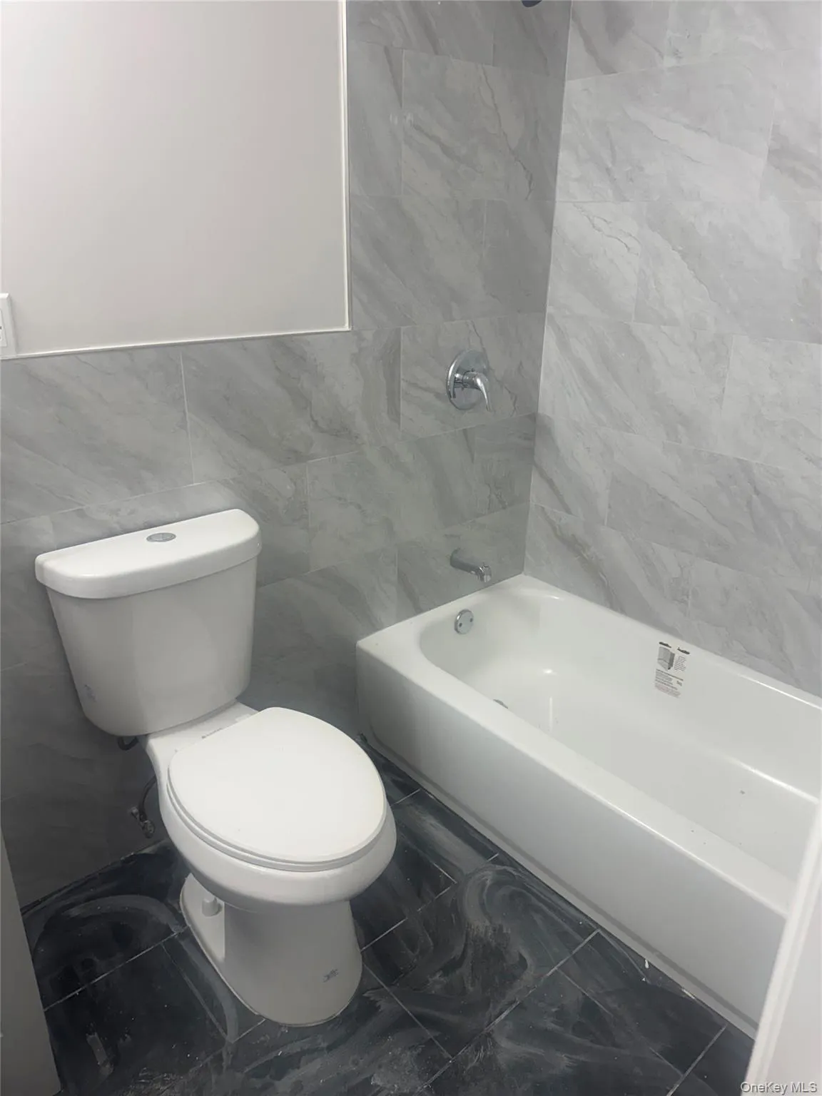 1611 Research Avenue, New York, NY, 3 Bedrooms Bedrooms, 7 Rooms Rooms,2 BathroomsBathrooms,Residential Lease,For Rent,Research,0,980376 1611 Research Avenue, New York, NY, 3 Bedrooms Bedrooms, 7 Rooms Rooms,2 BathroomsBathrooms,Residential Lease,For Rent,Research,0,980376