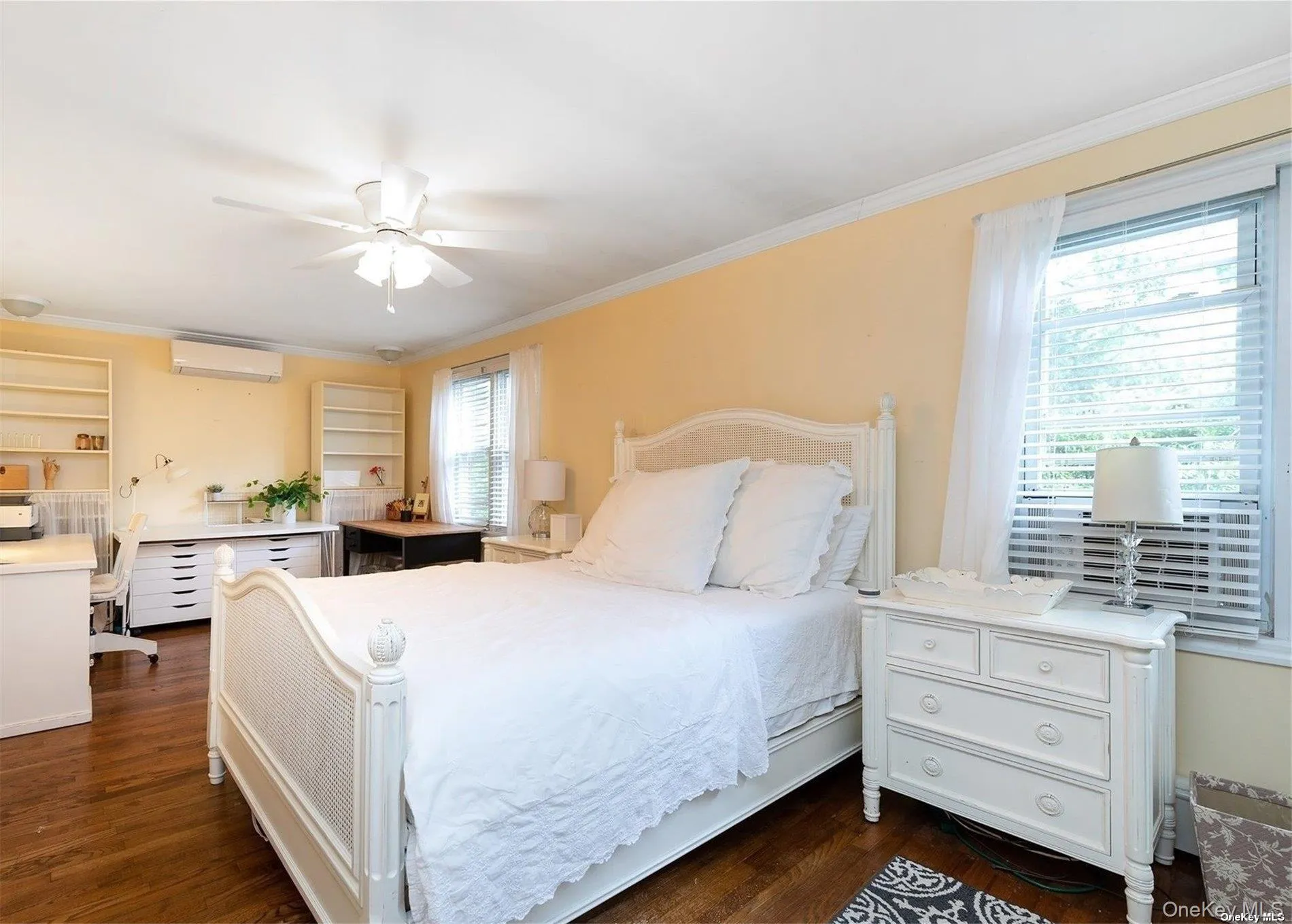 1 Motts Lane, Oyster Bay, NY, 4 Bedrooms Bedrooms, 7 Rooms Rooms,2 BathroomsBathrooms,Residential Lease,For Rent,Motts,0,980377 1 Motts Lane, Oyster Bay, NY, 4 Bedrooms Bedrooms, 7 Rooms Rooms,2 BathroomsBathrooms,Residential Lease,For Rent,Motts,0,980377