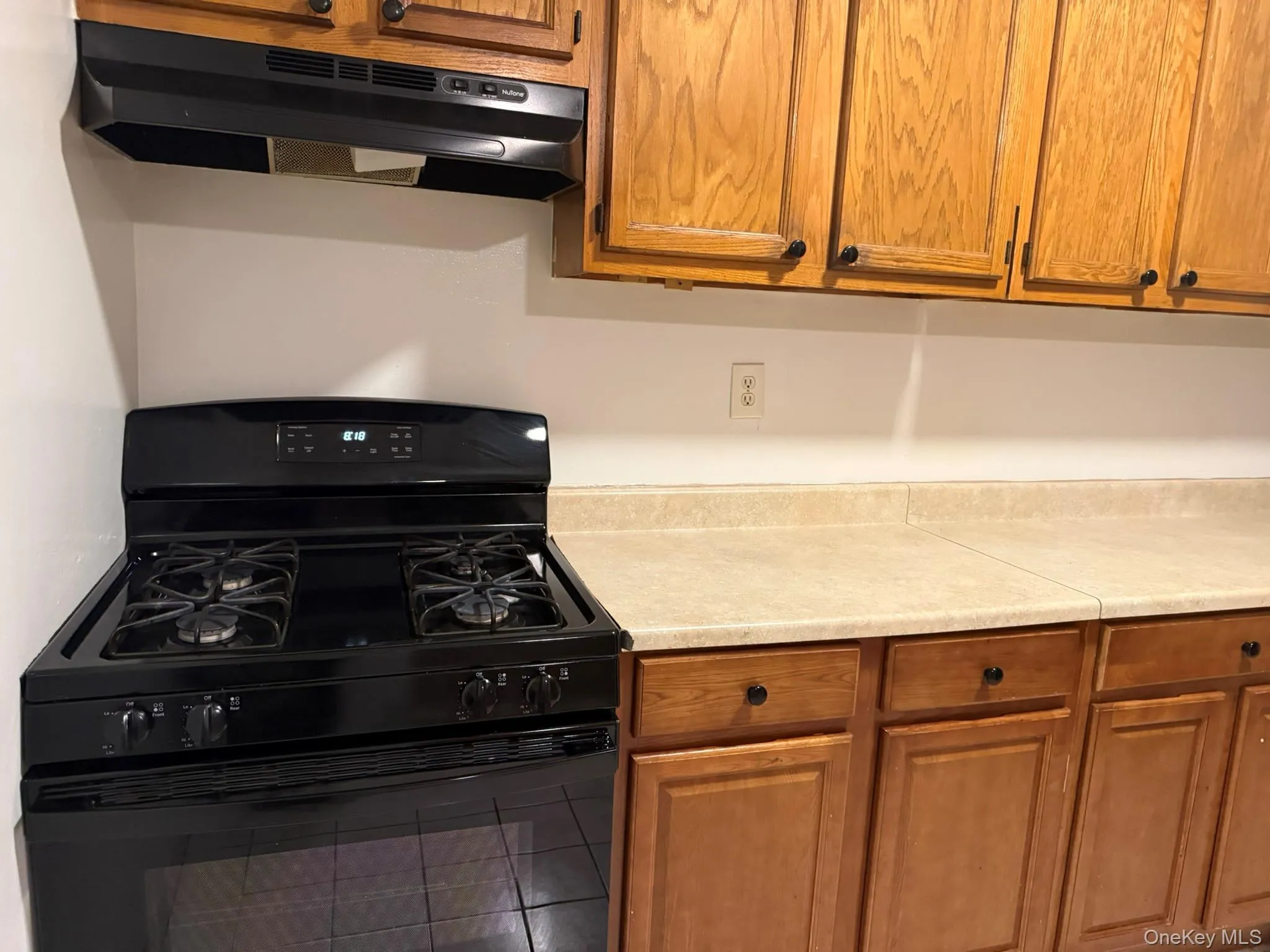 189-37 37th Avenue, New York, NY, 1 Bedroom Bedrooms, 4 Rooms Rooms,1 BathroomBathrooms,Residential Lease,For Rent,37th,0,980384 189-37 37th Avenue, New York, NY, 1 Bedroom Bedrooms, 4 Rooms Rooms,1 BathroomBathrooms,Residential Lease,For Rent,37th,0,980384