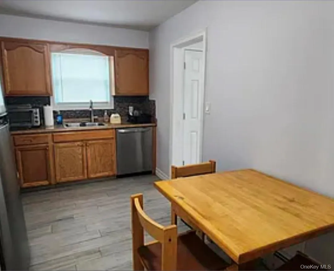 15 Sagamore Road, Hempstead, NY, 3 Bedrooms Bedrooms, 5 Rooms Rooms,1 BathroomBathrooms,Residential Lease,For Rent,Sagamore,0,980406 15 Sagamore Road, Hempstead, NY, 3 Bedrooms Bedrooms, 5 Rooms Rooms,1 BathroomBathrooms,Residential Lease,For Rent,Sagamore,0,980406