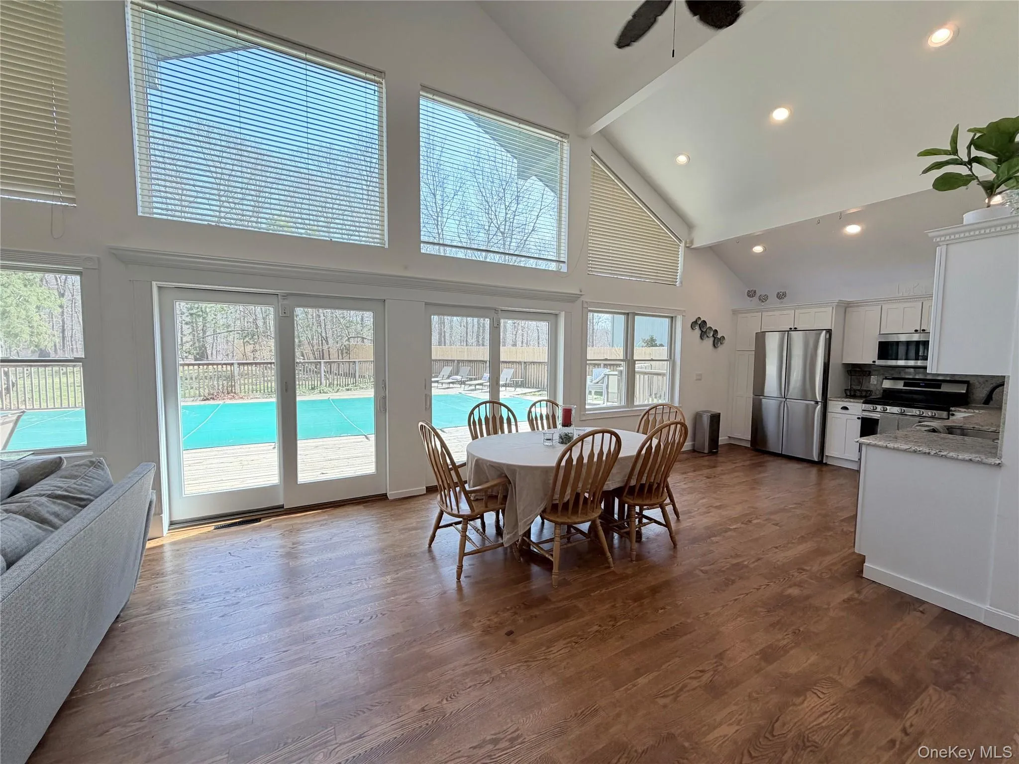 43B Old Squires Road, Southampton, NY, 3 Bedrooms Bedrooms, 7 Rooms Rooms,2 BathroomsBathrooms,Residential Lease,For Rent,Old Squires,0,980423 43B Old Squires Road, Southampton, NY, 3 Bedrooms Bedrooms, 7 Rooms Rooms,2 BathroomsBathrooms,Residential Lease,For Rent,Old Squires,0,980423