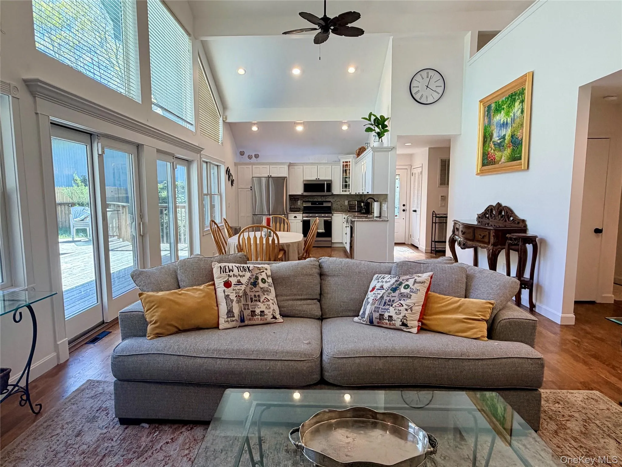 43B Old Squires Road, Southampton, NY, 3 Bedrooms Bedrooms, 7 Rooms Rooms,2 BathroomsBathrooms,Residential Lease,For Rent,Old Squires,0,980423 43B Old Squires Road, Southampton, NY, 3 Bedrooms Bedrooms, 7 Rooms Rooms,2 BathroomsBathrooms,Residential Lease,For Rent,Old Squires,0,980423