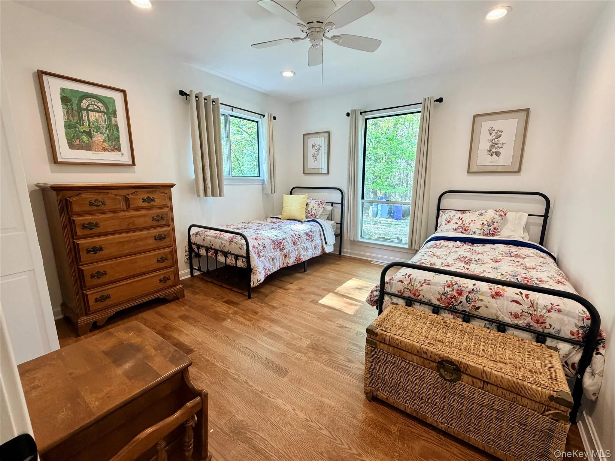 43B Old Squires Road, Southampton, NY, 3 Bedrooms Bedrooms, 7 Rooms Rooms,2 BathroomsBathrooms,Residential Lease,For Rent,Old Squires,0,980423 43B Old Squires Road, Southampton, NY, 3 Bedrooms Bedrooms, 7 Rooms Rooms,2 BathroomsBathrooms,Residential Lease,For Rent,Old Squires,0,980423