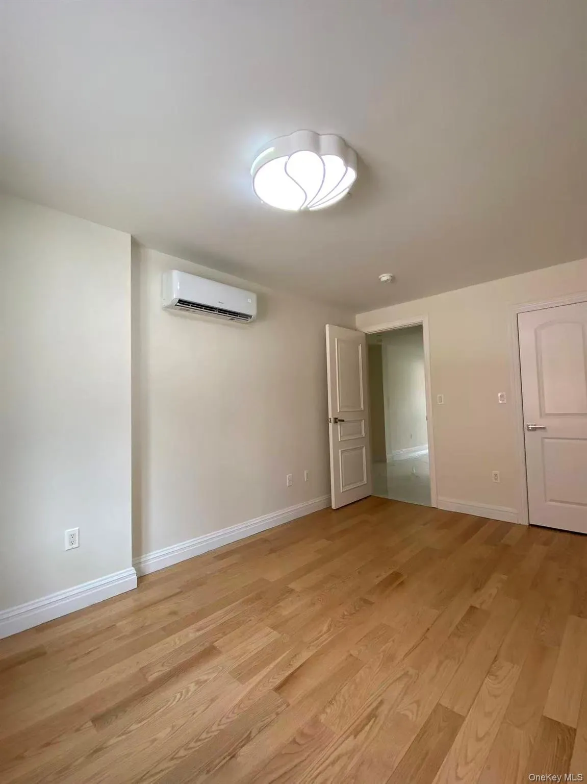 140-05 32nd Avenue, New York, NY, 2 Bedrooms Bedrooms, 4 Rooms Rooms,2 BathroomsBathrooms,Residential Lease,For Rent,32nd,0,980435 140-05 32nd Avenue, New York, NY, 2 Bedrooms Bedrooms, 4 Rooms Rooms,2 BathroomsBathrooms,Residential Lease,For Rent,32nd,0,980435