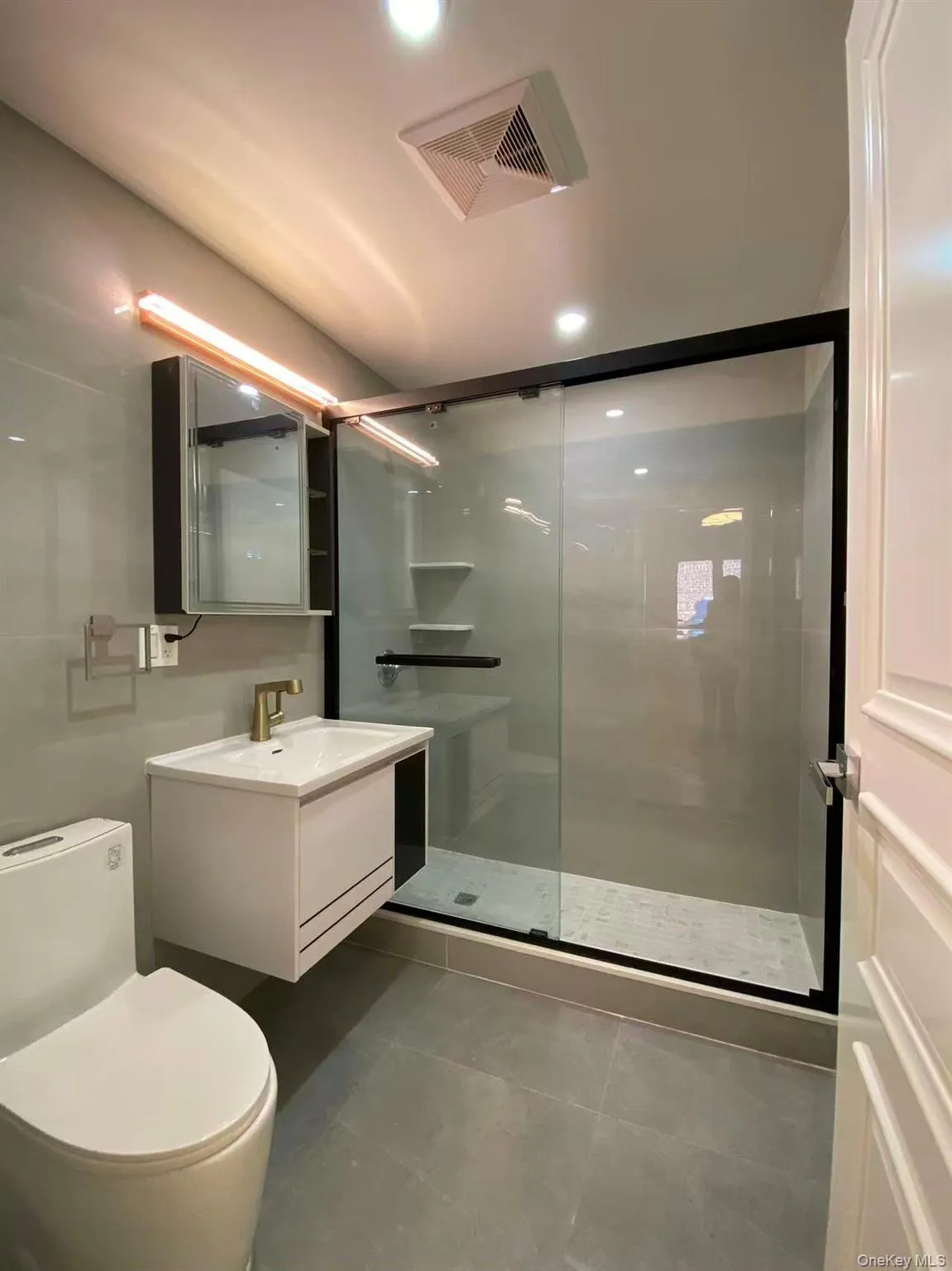 140-05 32nd Avenue, New York, NY, 2 Bedrooms Bedrooms, 4 Rooms Rooms,2 BathroomsBathrooms,Residential Lease,For Rent,32nd,0,980435 140-05 32nd Avenue, New York, NY, 2 Bedrooms Bedrooms, 4 Rooms Rooms,2 BathroomsBathrooms,Residential Lease,For Rent,32nd,0,980435