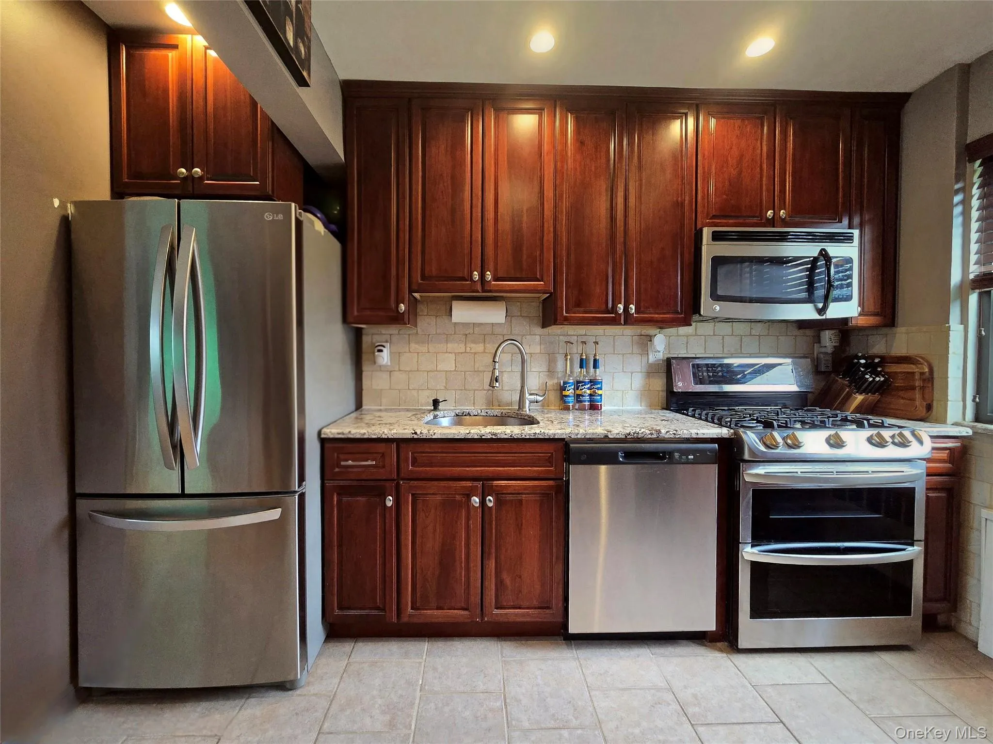 155-29 81st Street, New York, NY, 2 Bedrooms Bedrooms, 6 Rooms Rooms,1 BathroomBathrooms,Residential Sale,For Rent,81st,0,980451 155-29 81st Street, New York, NY, 2 Bedrooms Bedrooms, 6 Rooms Rooms,1 BathroomBathrooms,Residential Sale,For Rent,81st,0,980451