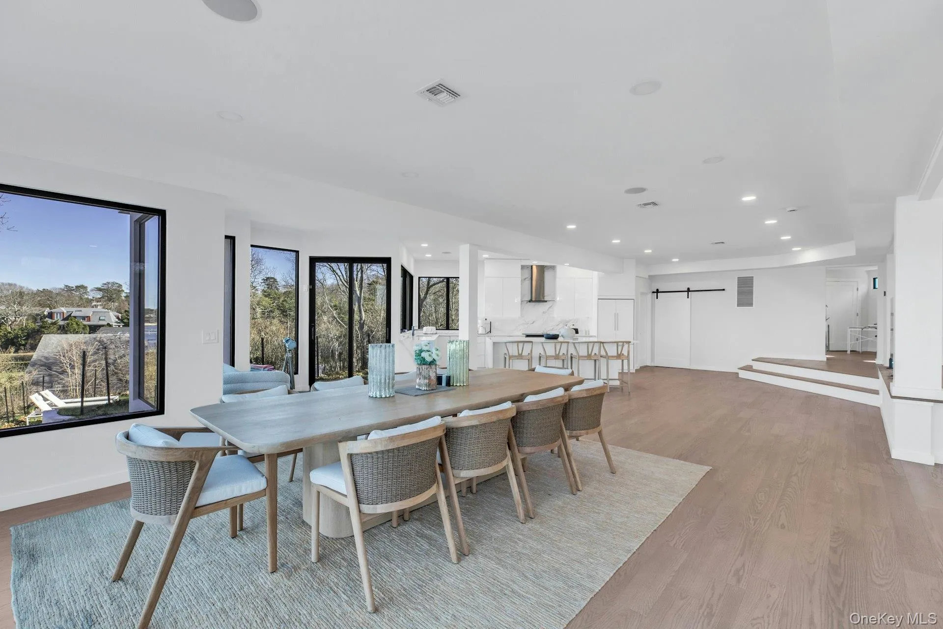 10 Bay View Drive, Southampton, NY, 5 Bedrooms Bedrooms, 11 Rooms Rooms,4 BathroomsBathrooms,Residential Lease,For Rent,Bay View,0,980464 10 Bay View Drive, Southampton, NY, 5 Bedrooms Bedrooms, 11 Rooms Rooms,4 BathroomsBathrooms,Residential Lease,For Rent,Bay View,0,980464
