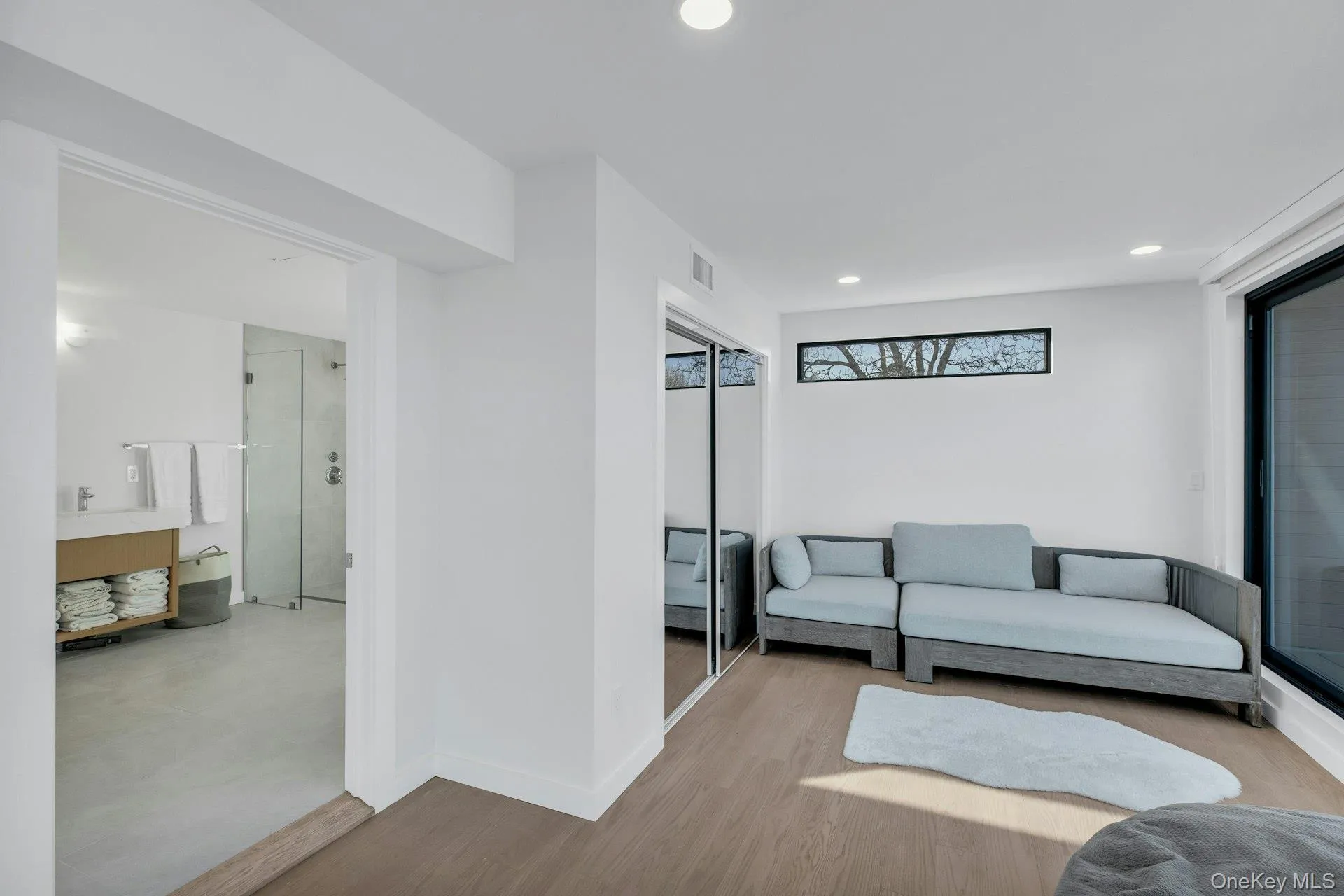 10 Bay View Drive, Southampton, NY, 5 Bedrooms Bedrooms, 11 Rooms Rooms,4 BathroomsBathrooms,Residential Lease,For Rent,Bay View,0,980464 10 Bay View Drive, Southampton, NY, 5 Bedrooms Bedrooms, 11 Rooms Rooms,4 BathroomsBathrooms,Residential Lease,For Rent,Bay View,0,980464