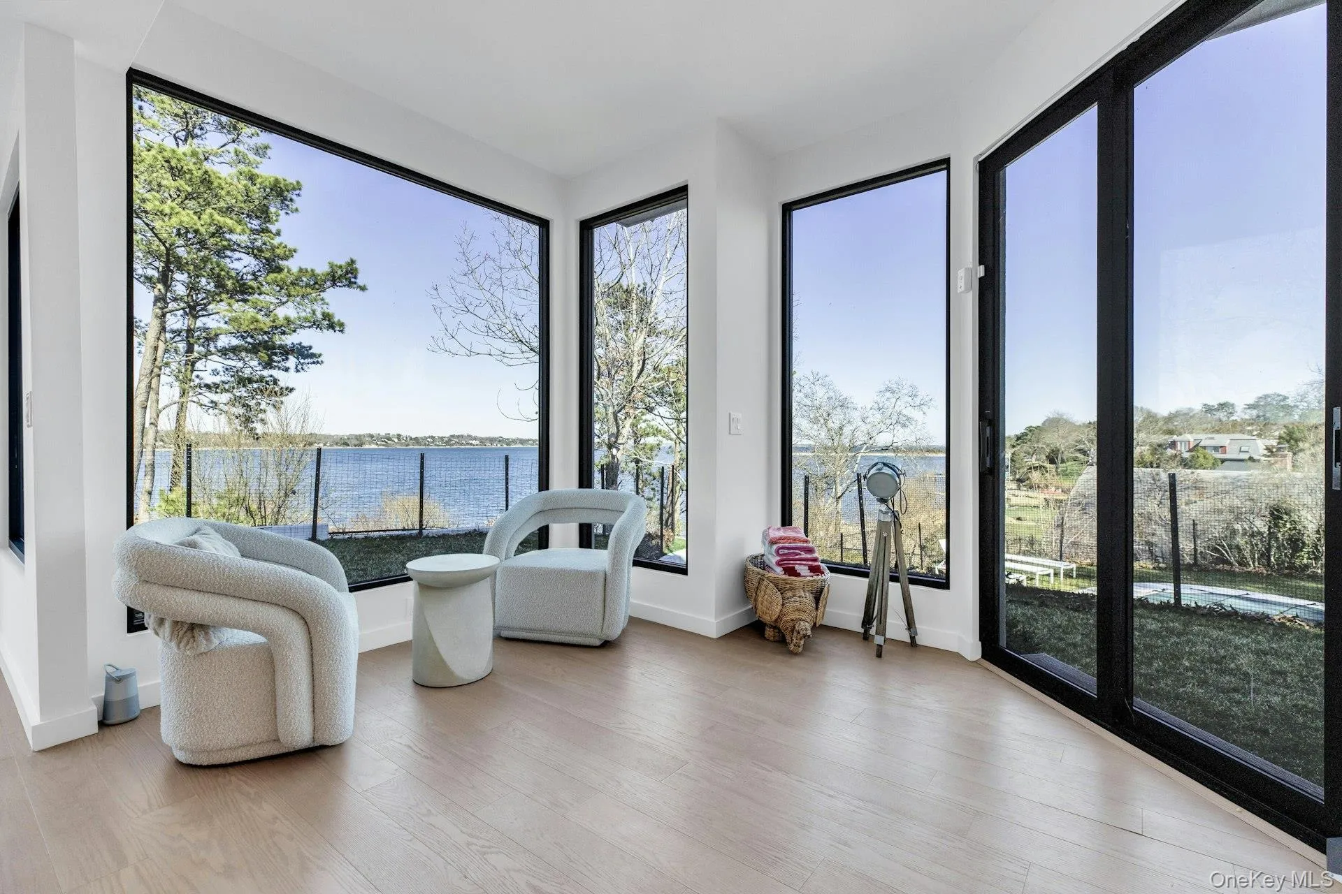 10 Bay View Drive, Southampton, NY, 5 Bedrooms Bedrooms, 11 Rooms Rooms,4 BathroomsBathrooms,Residential Lease,For Rent,Bay View,0,980464 10 Bay View Drive, Southampton, NY, 5 Bedrooms Bedrooms, 11 Rooms Rooms,4 BathroomsBathrooms,Residential Lease,For Rent,Bay View,0,980464