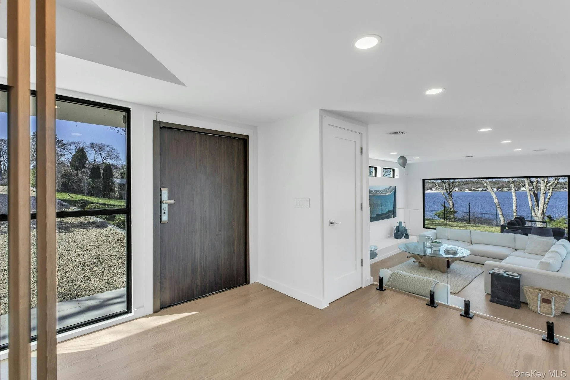 10 Bay View Drive, Southampton, NY, 5 Bedrooms Bedrooms, 11 Rooms Rooms,4 BathroomsBathrooms,Residential Lease,For Rent,Bay View,0,980464 10 Bay View Drive, Southampton, NY, 5 Bedrooms Bedrooms, 11 Rooms Rooms,4 BathroomsBathrooms,Residential Lease,For Rent,Bay View,0,980464