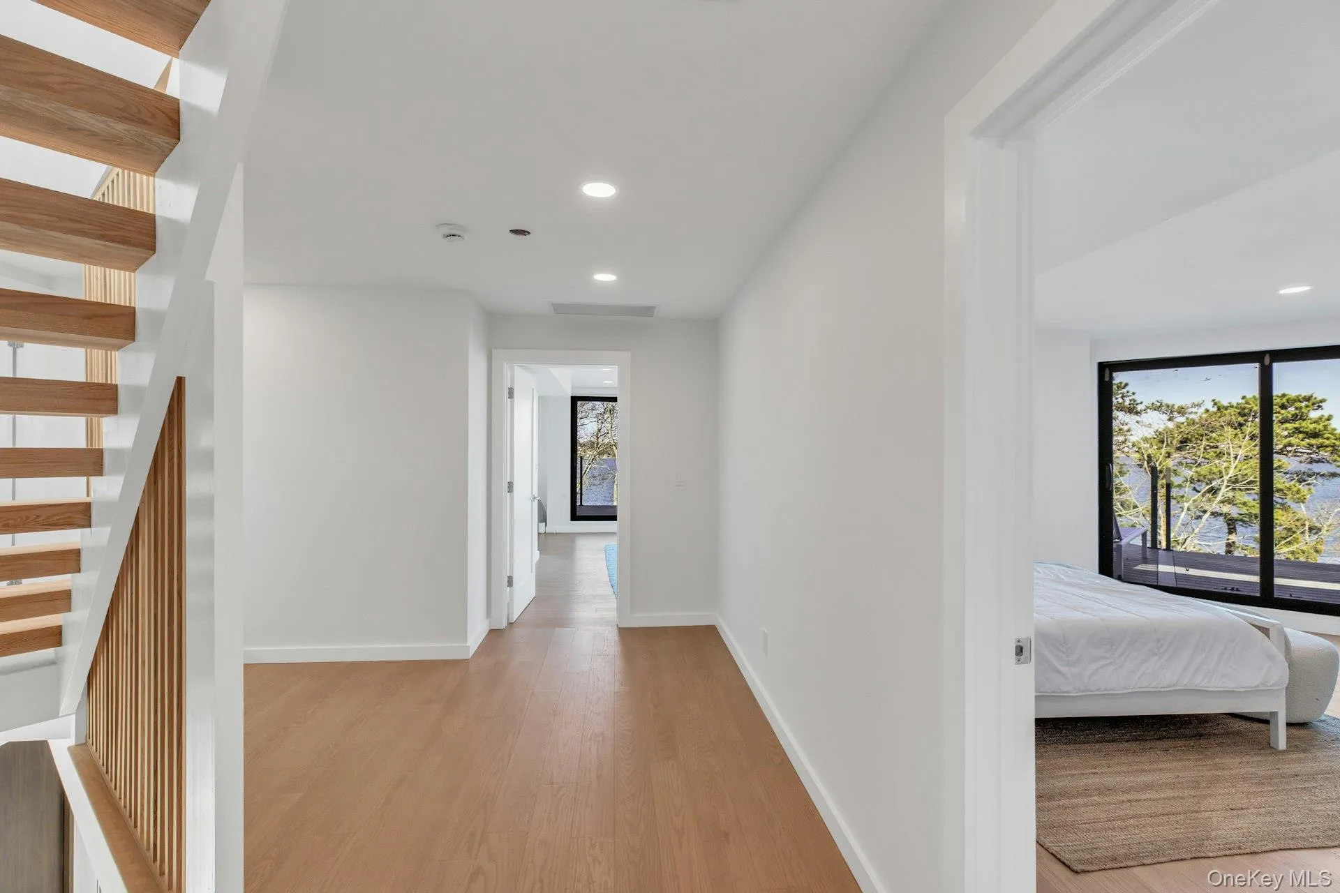 10 Bay View Drive, Southampton, NY, 5 Bedrooms Bedrooms, 11 Rooms Rooms,4 BathroomsBathrooms,Residential Lease,For Rent,Bay View,0,980464 10 Bay View Drive, Southampton, NY, 5 Bedrooms Bedrooms, 11 Rooms Rooms,4 BathroomsBathrooms,Residential Lease,For Rent,Bay View,0,980464