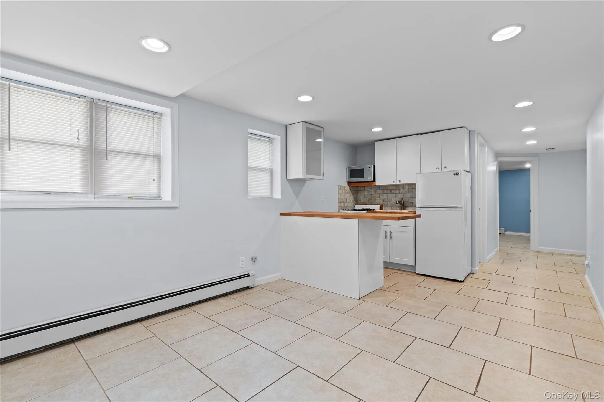 26 Indiana Avenue, Long Beach, NY, 2 Bedrooms Bedrooms, 4 Rooms Rooms,1 BathroomBathrooms,Residential Lease,For Rent,Indiana,0,980482 26 Indiana Avenue, Long Beach, NY, 2 Bedrooms Bedrooms, 4 Rooms Rooms,1 BathroomBathrooms,Residential Lease,For Rent,Indiana,0,980482