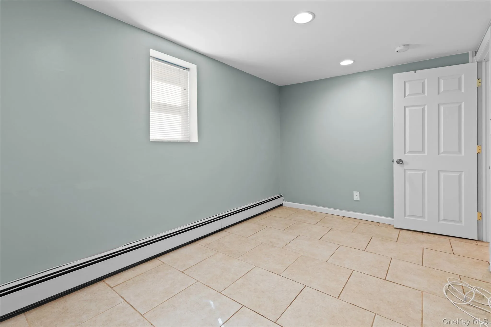 26 Indiana Avenue, Long Beach, NY, 2 Bedrooms Bedrooms, 4 Rooms Rooms,1 BathroomBathrooms,Residential Lease,For Rent,Indiana,0,980482 26 Indiana Avenue, Long Beach, NY, 2 Bedrooms Bedrooms, 4 Rooms Rooms,1 BathroomBathrooms,Residential Lease,For Rent,Indiana,0,980482