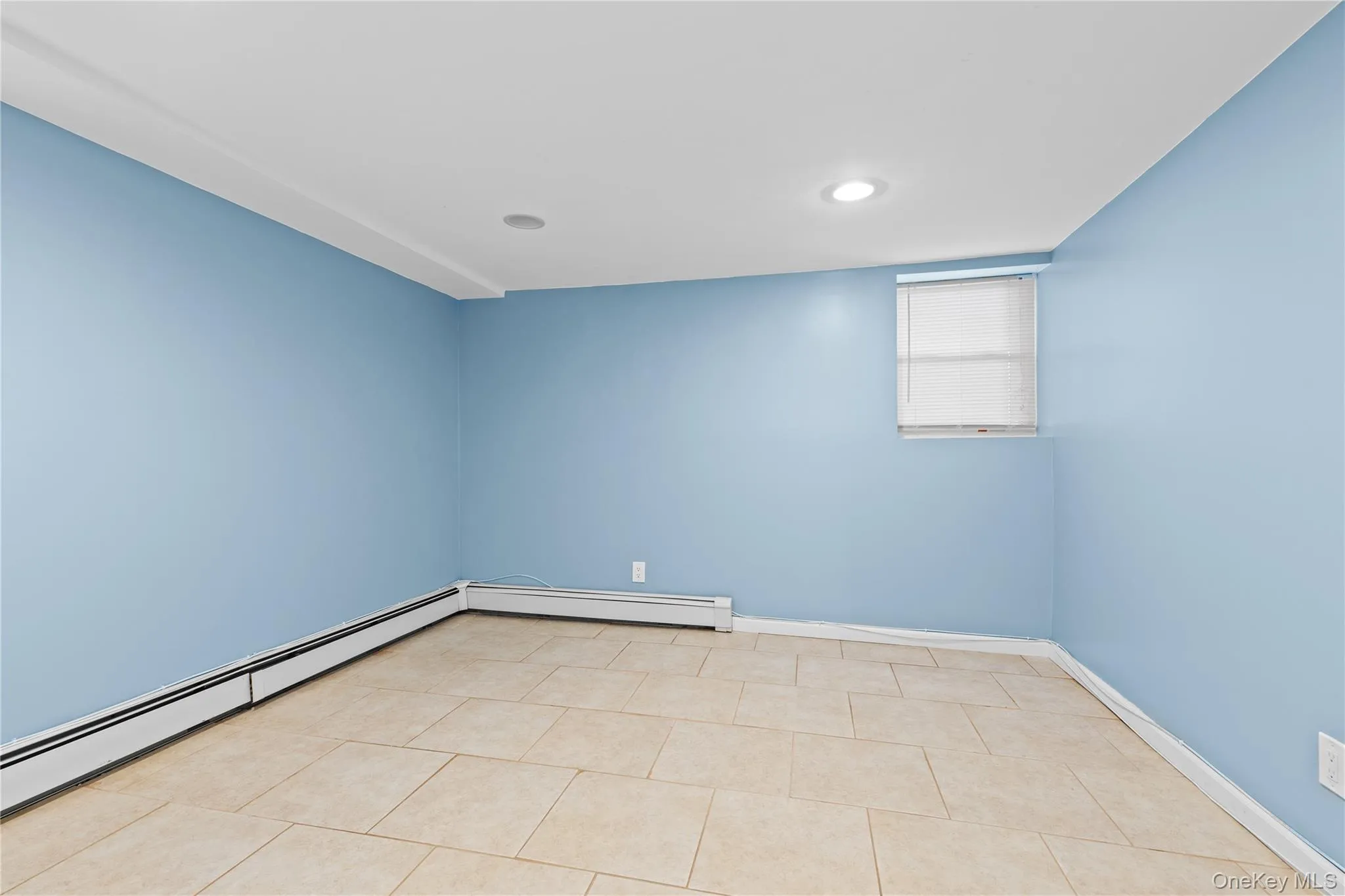 26 Indiana Avenue, Long Beach, NY, 2 Bedrooms Bedrooms, 4 Rooms Rooms,1 BathroomBathrooms,Residential Lease,For Rent,Indiana,0,980482 26 Indiana Avenue, Long Beach, NY, 2 Bedrooms Bedrooms, 4 Rooms Rooms,1 BathroomBathrooms,Residential Lease,For Rent,Indiana,0,980482