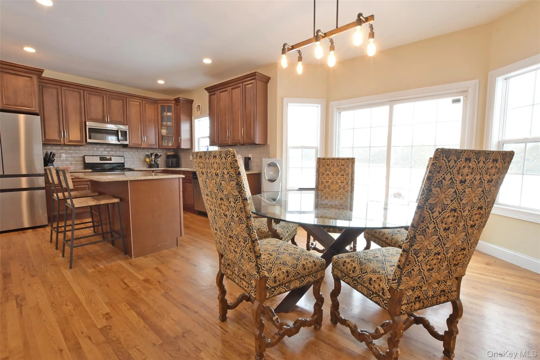 5 Dogwood Lane, Brookhaven, NY, 4 Bedrooms Bedrooms, 8 Rooms Rooms,2 BathroomsBathrooms,Residential,For Rent,Dogwood,0,980499 5 Dogwood Lane, Brookhaven, NY, 4 Bedrooms Bedrooms, 8 Rooms Rooms,2 BathroomsBathrooms,Residential,For Rent,Dogwood,0,980499