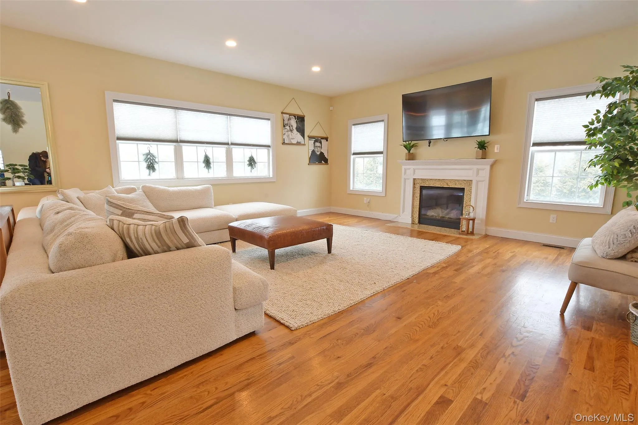 5 Dogwood Lane, Brookhaven, NY, 4 Bedrooms Bedrooms, 8 Rooms Rooms,2 BathroomsBathrooms,Residential,For Rent,Dogwood,0,980499 5 Dogwood Lane, Brookhaven, NY, 4 Bedrooms Bedrooms, 8 Rooms Rooms,2 BathroomsBathrooms,Residential,For Rent,Dogwood,0,980499