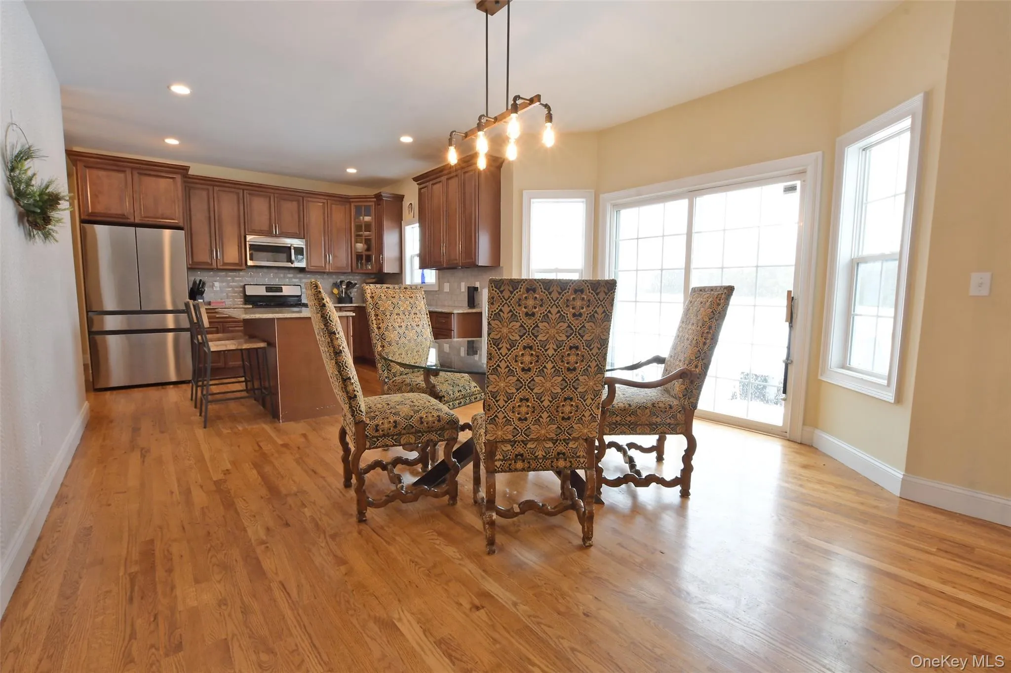 5 Dogwood Lane, Brookhaven, NY, 4 Bedrooms Bedrooms, 8 Rooms Rooms,2 BathroomsBathrooms,Residential,For Rent,Dogwood,0,980499 5 Dogwood Lane, Brookhaven, NY, 4 Bedrooms Bedrooms, 8 Rooms Rooms,2 BathroomsBathrooms,Residential,For Rent,Dogwood,0,980499