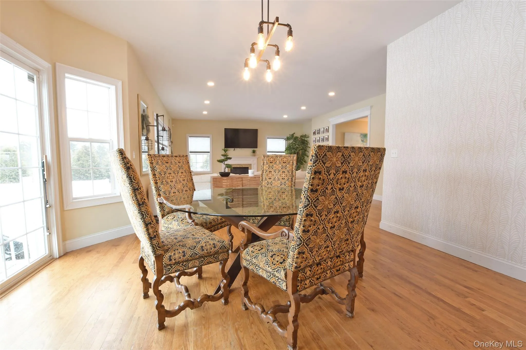 5 Dogwood Lane, Brookhaven, NY, 4 Bedrooms Bedrooms, 8 Rooms Rooms,2 BathroomsBathrooms,Residential,For Rent,Dogwood,0,980499 5 Dogwood Lane, Brookhaven, NY, 4 Bedrooms Bedrooms, 8 Rooms Rooms,2 BathroomsBathrooms,Residential,For Rent,Dogwood,0,980499