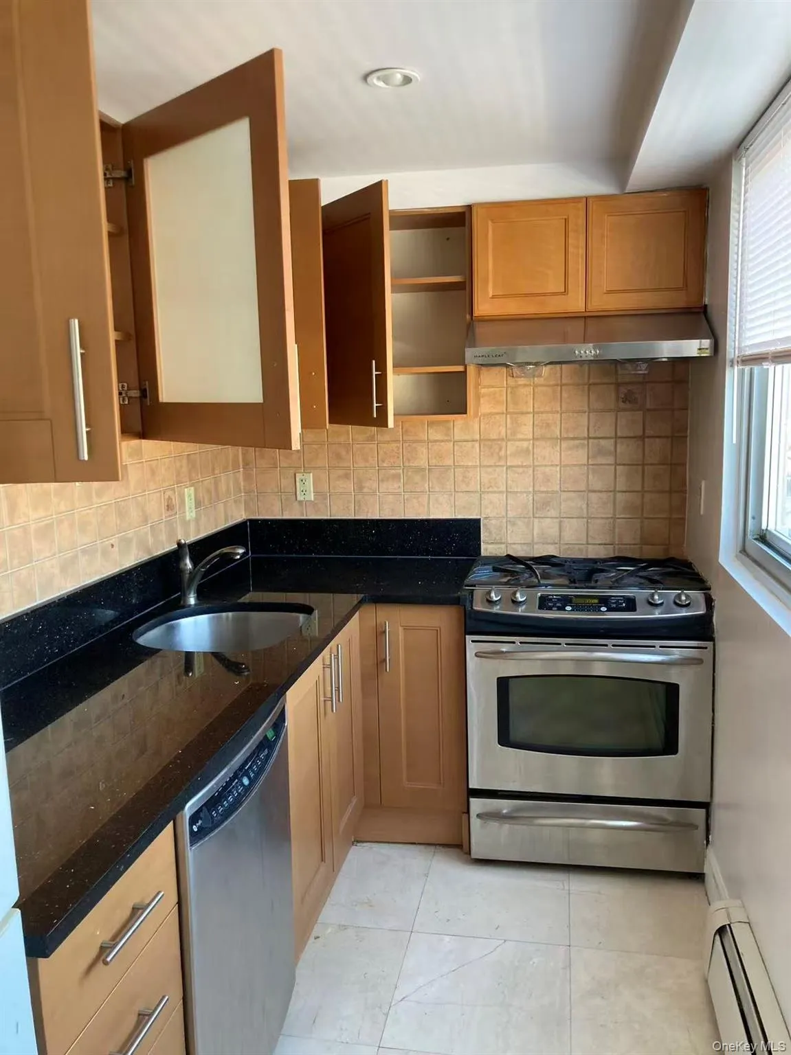 14022 Beech Avenue, New York, NY, 2 Rooms Rooms,1 BathroomBathrooms,Residential Lease,For Rent,Beech,0,980500 14022 Beech Avenue, New York, NY, 2 Rooms Rooms,1 BathroomBathrooms,Residential Lease,For Rent,Beech,0,980500