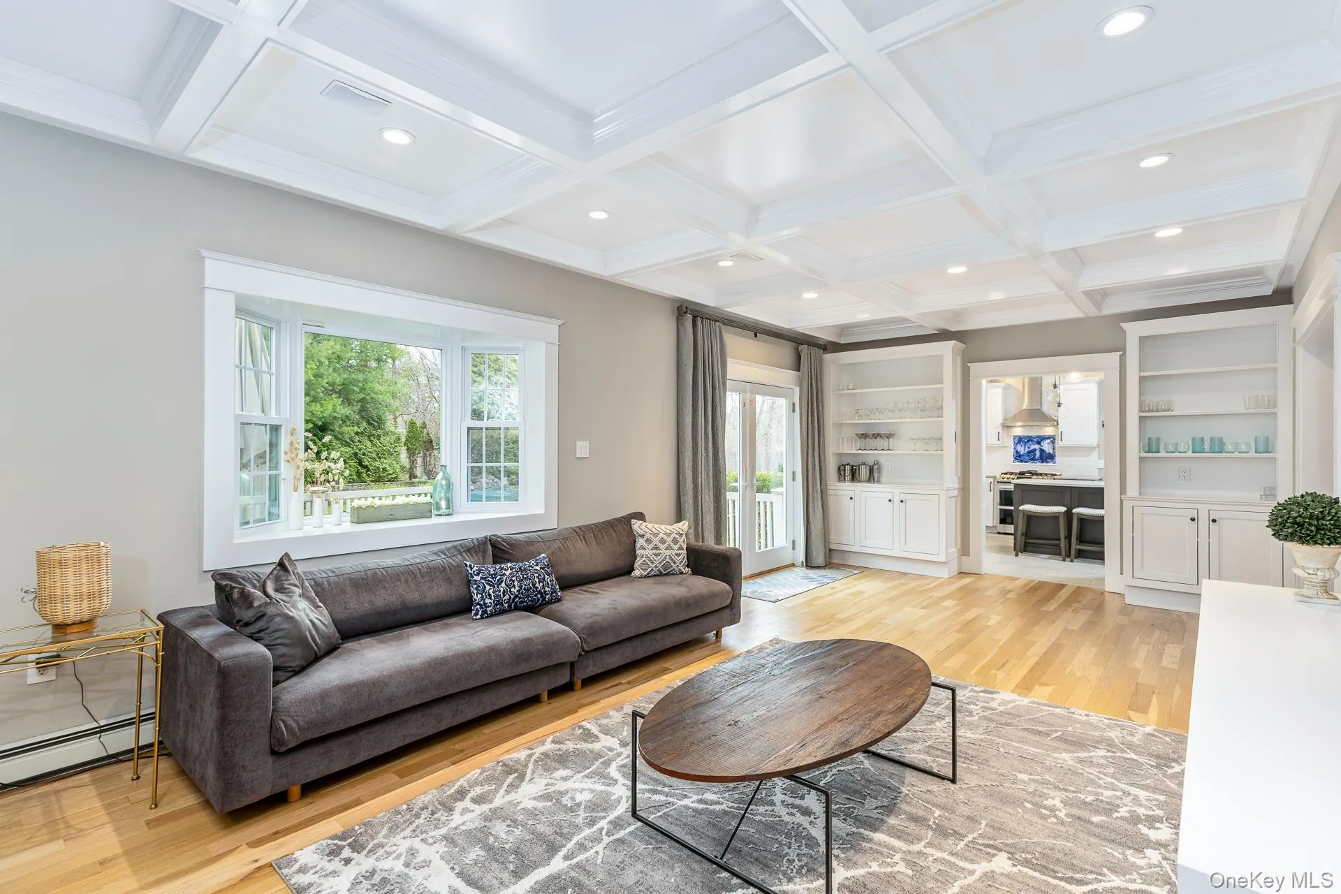 26 Box Tree Road, Southampton, NY, 6 Bedrooms Bedrooms, 20 Rooms Rooms,5 BathroomsBathrooms,Residential,For Rent,Box Tree,0,980502 26 Box Tree Road, Southampton, NY, 6 Bedrooms Bedrooms, 20 Rooms Rooms,5 BathroomsBathrooms,Residential,For Rent,Box Tree,0,980502