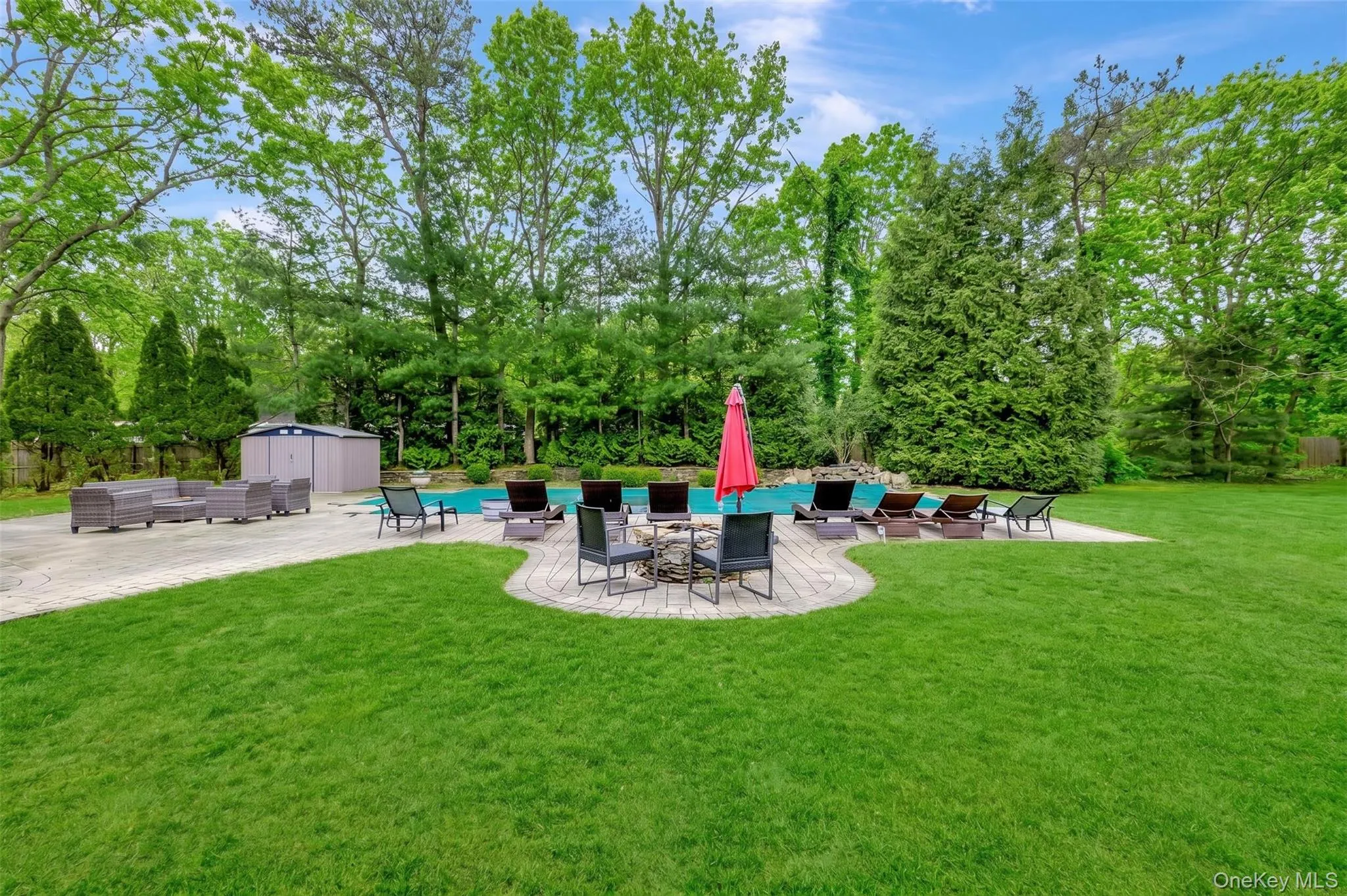 26 Box Tree Road, Southampton, NY, 6 Bedrooms Bedrooms, 20 Rooms Rooms,5 BathroomsBathrooms,Residential,For Rent,Box Tree,0,980502 26 Box Tree Road, Southampton, NY, 6 Bedrooms Bedrooms, 20 Rooms Rooms,5 BathroomsBathrooms,Residential,For Rent,Box Tree,0,980502