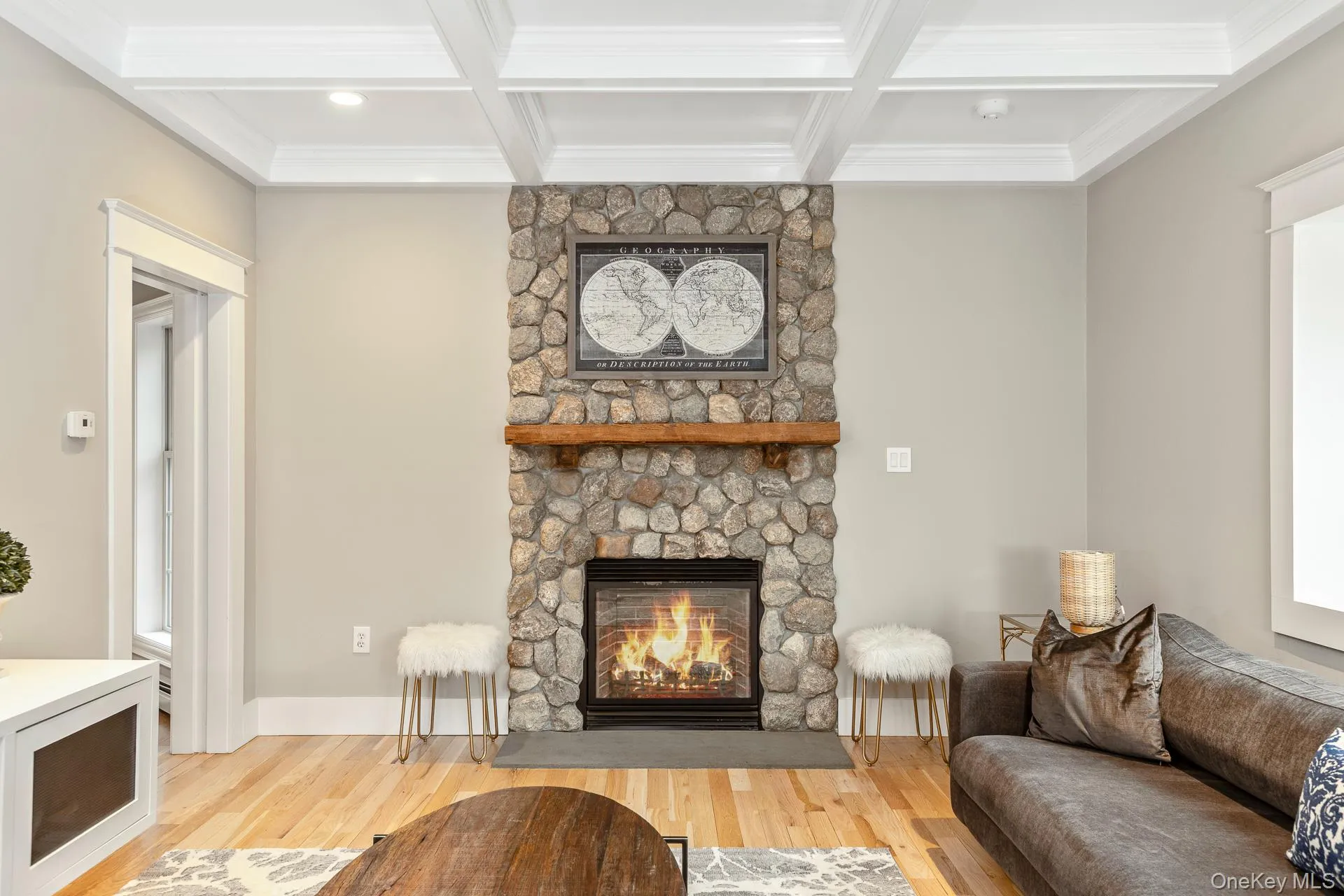 26 Box Tree Road, Southampton, NY, 6 Bedrooms Bedrooms, 20 Rooms Rooms,5 BathroomsBathrooms,Residential,For Rent,Box Tree,0,980502 26 Box Tree Road, Southampton, NY, 6 Bedrooms Bedrooms, 20 Rooms Rooms,5 BathroomsBathrooms,Residential,For Rent,Box Tree,0,980502