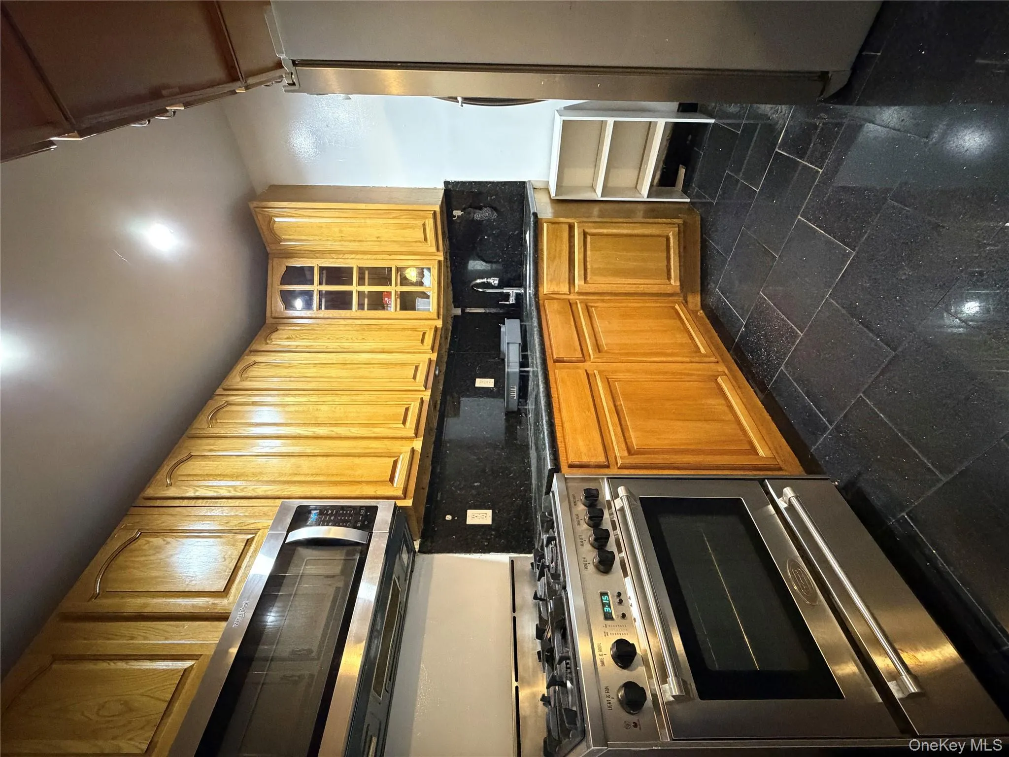 43 Troutman Street, New York, NY, 3 Bedrooms Bedrooms, 5 Rooms Rooms,1 BathroomBathrooms,Residential Lease,For Rent,Troutman,0,980520 43 Troutman Street, New York, NY, 3 Bedrooms Bedrooms, 5 Rooms Rooms,1 BathroomBathrooms,Residential Lease,For Rent,Troutman,0,980520