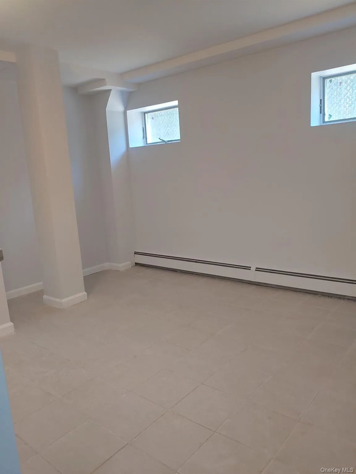 81-12 Commonwealth Boulevard, New York, NY, 3 Bedrooms Bedrooms, 6 Rooms Rooms,2 BathroomsBathrooms,Residential Lease,For Rent,Commonwealth,0,980527 81-12 Commonwealth Boulevard, New York, NY, 3 Bedrooms Bedrooms, 6 Rooms Rooms,2 BathroomsBathrooms,Residential Lease,For Rent,Commonwealth,0,980527