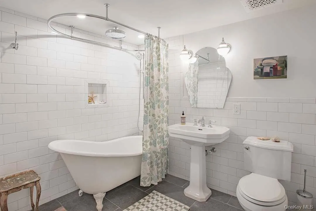 521 Barrett Hill Road, Carmel, NY, 3 Bedrooms Bedrooms, 11 Rooms Rooms,2 BathroomsBathrooms,Residential,For Rent,Barrett Hill,0,980531 521 Barrett Hill Road, Carmel, NY, 3 Bedrooms Bedrooms, 11 Rooms Rooms,2 BathroomsBathrooms,Residential,For Rent,Barrett Hill,0,980531