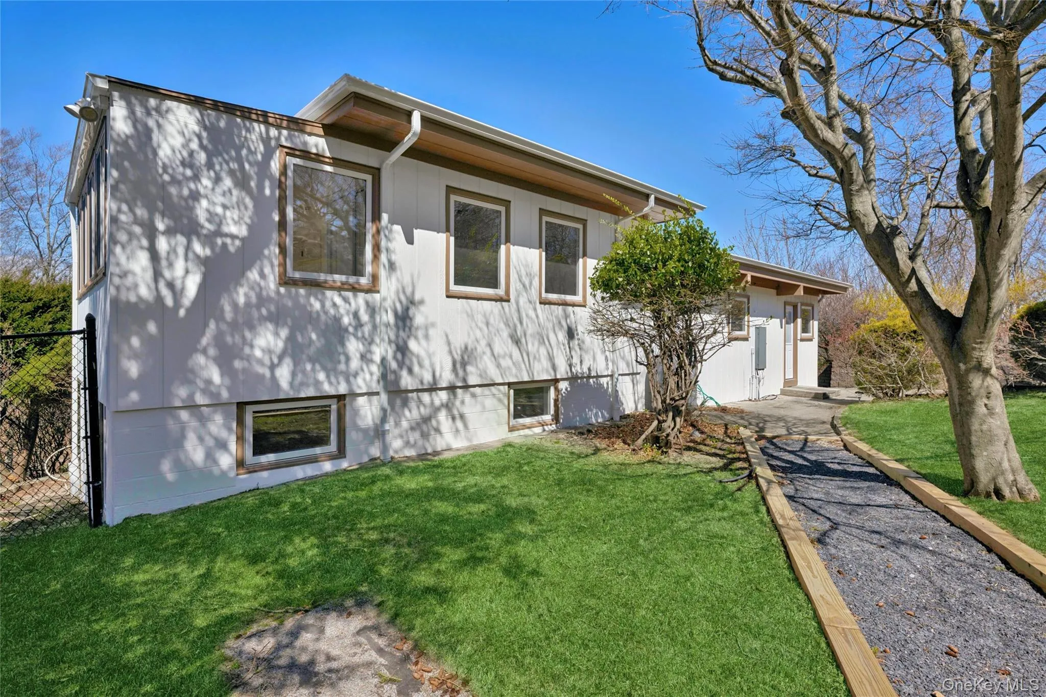 2 Dolphin Way, Riverhead, NY, 3 Bedrooms Bedrooms, 6 Rooms Rooms,2 BathroomsBathrooms,Residential Lease,For Rent,Dolphin,0,980534 2 Dolphin Way, Riverhead, NY, 3 Bedrooms Bedrooms, 6 Rooms Rooms,2 BathroomsBathrooms,Residential Lease,For Rent,Dolphin,0,980534