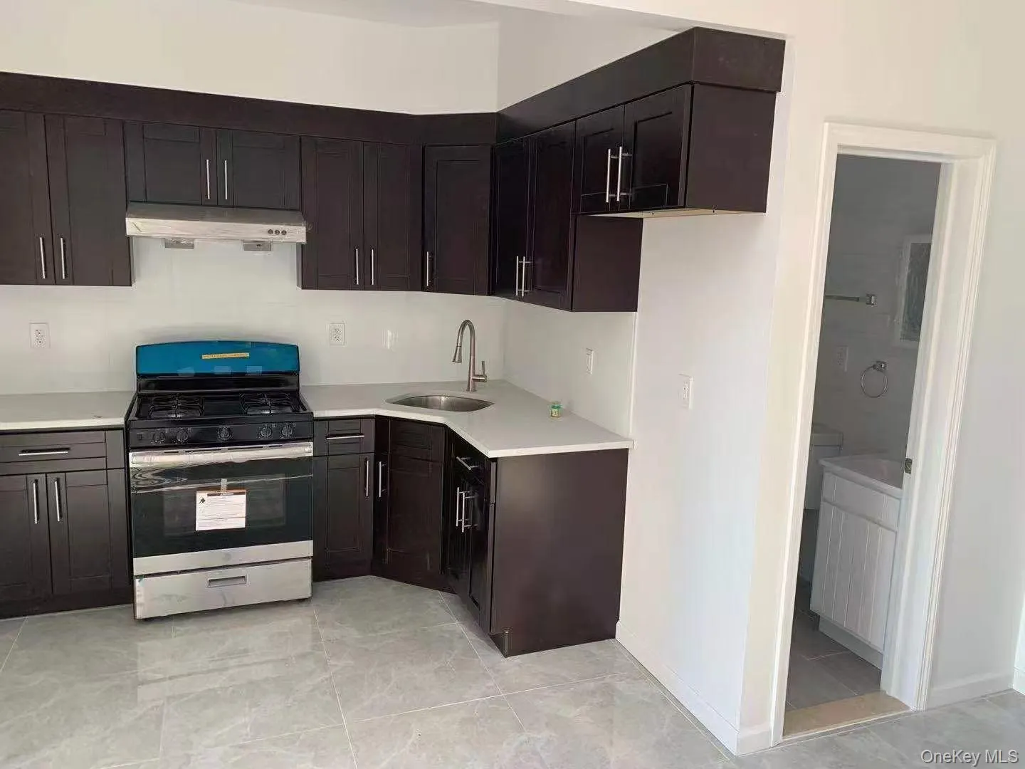 325 45th Street, New York, NY, 3 Bedrooms Bedrooms, 6 Rooms Rooms,2 BathroomsBathrooms,Residential Lease,For Rent,45th,0,980538 325 45th Street, New York, NY, 3 Bedrooms Bedrooms, 6 Rooms Rooms,2 BathroomsBathrooms,Residential Lease,For Rent,45th,0,980538