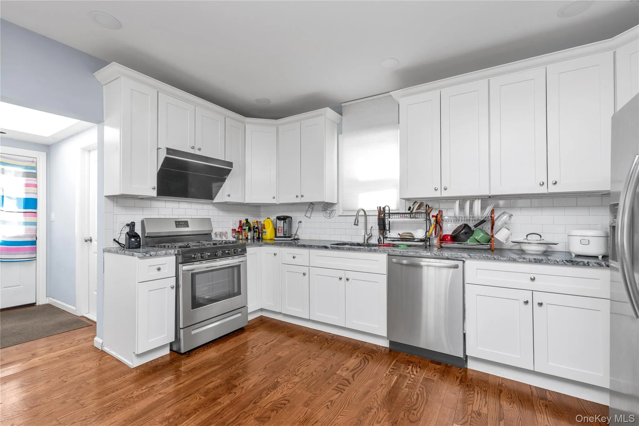 103 Clement Avenue, Hempstead, NY, 3 Bedrooms Bedrooms, 6 Rooms Rooms,2 BathroomsBathrooms,Residential,For Rent,Clement,0,980546 103 Clement Avenue, Hempstead, NY, 3 Bedrooms Bedrooms, 6 Rooms Rooms,2 BathroomsBathrooms,Residential,For Rent,Clement,0,980546