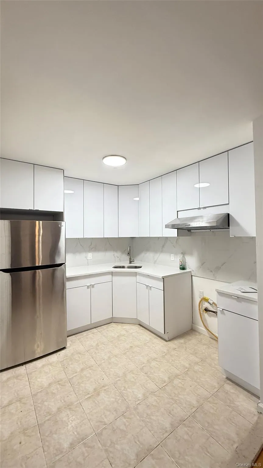 2510 88th Street, New York, NY, 3 Bedrooms Bedrooms, 6 Rooms Rooms,2 BathroomsBathrooms,Residential Lease,For Rent,88th,0,980556 2510 88th Street, New York, NY, 3 Bedrooms Bedrooms, 6 Rooms Rooms,2 BathroomsBathrooms,Residential Lease,For Rent,88th,0,980556
