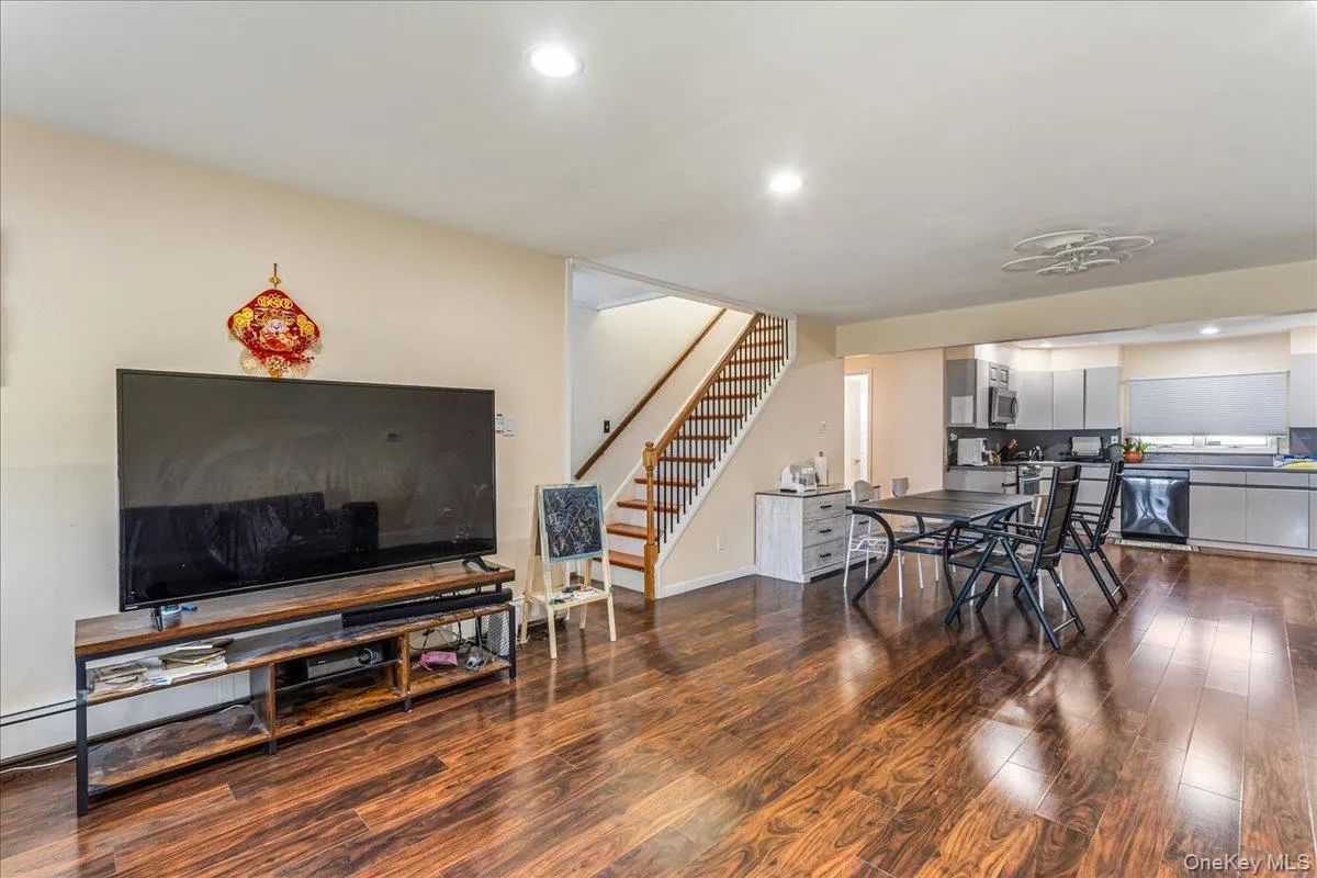 65 Prentice Road, Hempstead, NY, 4 Bedrooms Bedrooms, 7 Rooms Rooms,2 BathroomsBathrooms,Residential Sale,For Rent,Prentice,0,980563 65 Prentice Road, Hempstead, NY, 4 Bedrooms Bedrooms, 7 Rooms Rooms,2 BathroomsBathrooms,Residential Sale,For Rent,Prentice,0,980563