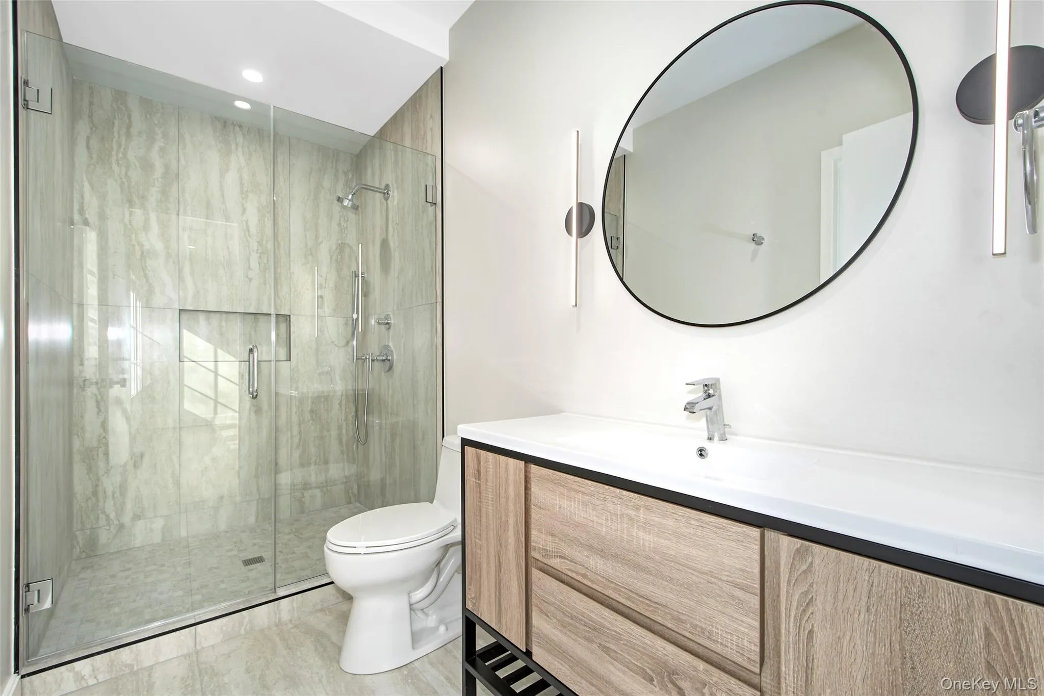 Ensuite Bathroom #2 Ensuite Bathroom #2