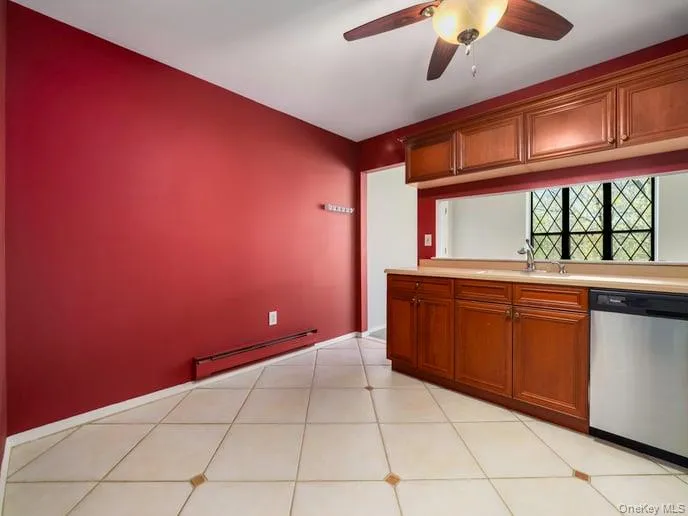 391 Sierra Vista Lane, Clarkstown, NY, 1 Bedroom Bedrooms, 4 Rooms Rooms,1 BathroomBathrooms,Residential Lease,For Rent,Sierra Vista,0,980599 391 Sierra Vista Lane, Clarkstown, NY, 1 Bedroom Bedrooms, 4 Rooms Rooms,1 BathroomBathrooms,Residential Lease,For Rent,Sierra Vista,0,980599