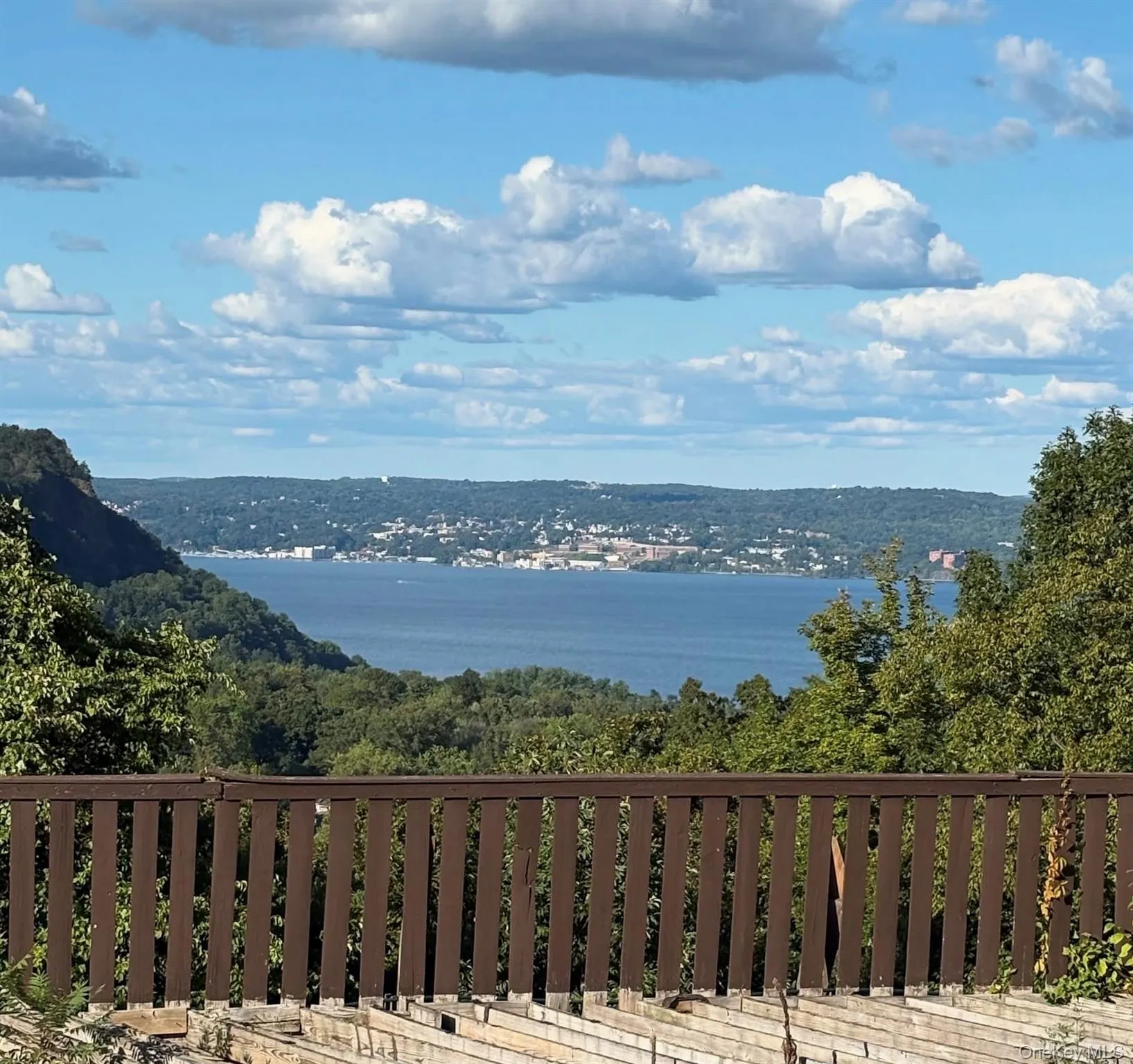 391 Sierra Vista Lane, Clarkstown, NY, 1 Bedroom Bedrooms, 4 Rooms Rooms,1 BathroomBathrooms,Residential Lease,For Rent,Sierra Vista,0,980599 391 Sierra Vista Lane, Clarkstown, NY, 1 Bedroom Bedrooms, 4 Rooms Rooms,1 BathroomBathrooms,Residential Lease,For Rent,Sierra Vista,0,980599