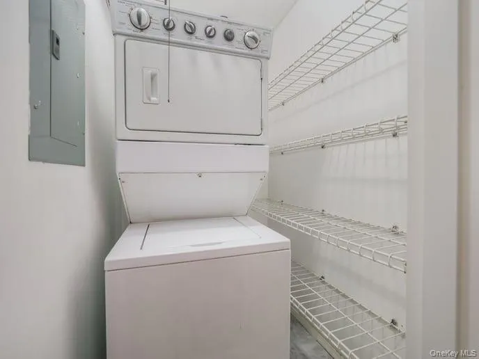 391 Sierra Vista Lane, Clarkstown, NY, 1 Bedroom Bedrooms, 4 Rooms Rooms,1 BathroomBathrooms,Residential Lease,For Rent,Sierra Vista,0,980599 391 Sierra Vista Lane, Clarkstown, NY, 1 Bedroom Bedrooms, 4 Rooms Rooms,1 BathroomBathrooms,Residential Lease,For Rent,Sierra Vista,0,980599