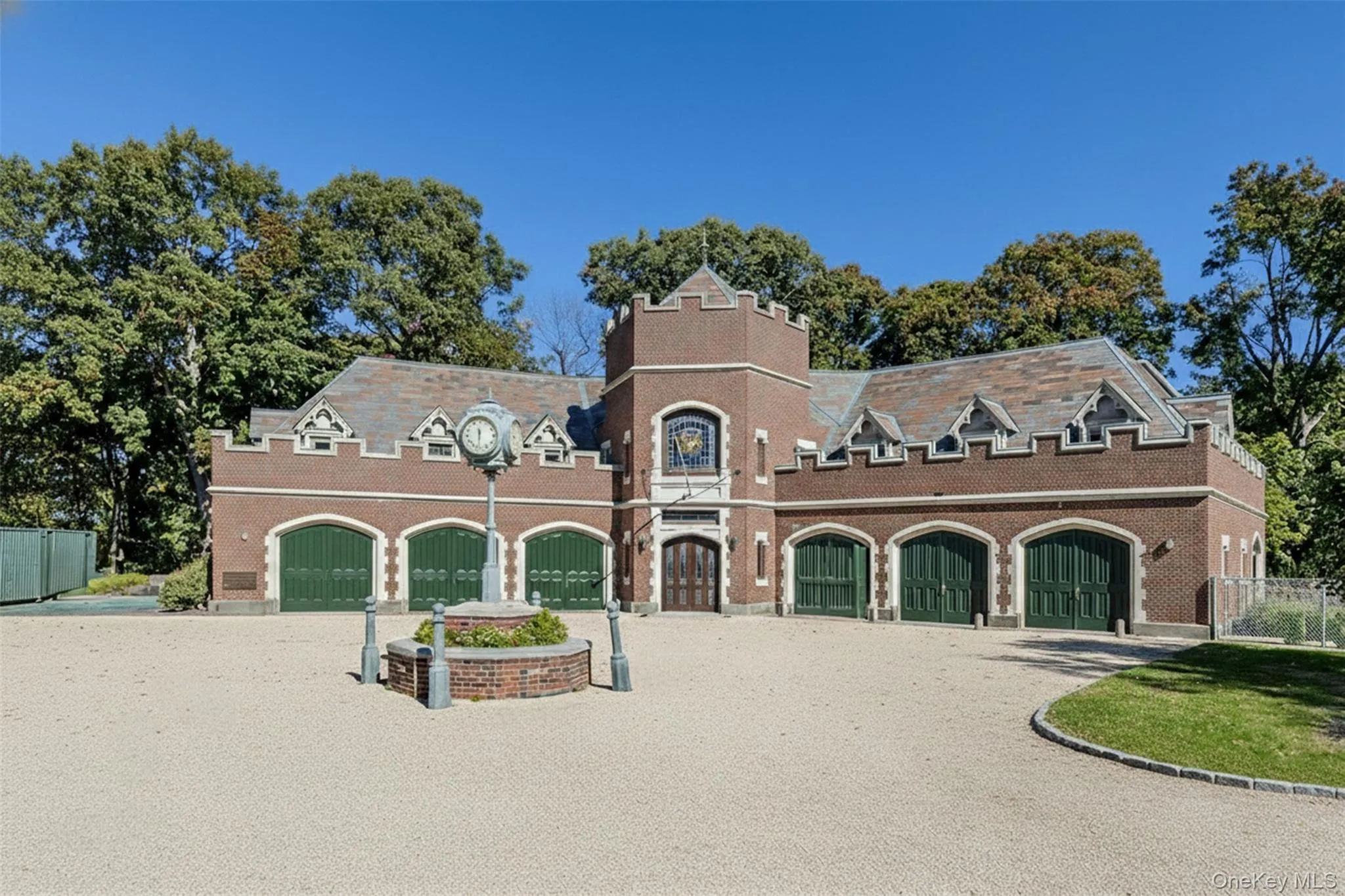 31 Fort Hill Drive, Huntington, NY, 13 Bedrooms Bedrooms, 30 Rooms Rooms,10 BathroomsBathrooms,Residential,For Rent,Fort Hill,0,980600 31 Fort Hill Drive, Huntington, NY, 13 Bedrooms Bedrooms, 30 Rooms Rooms,10 BathroomsBathrooms,Residential,For Rent,Fort Hill,0,980600
