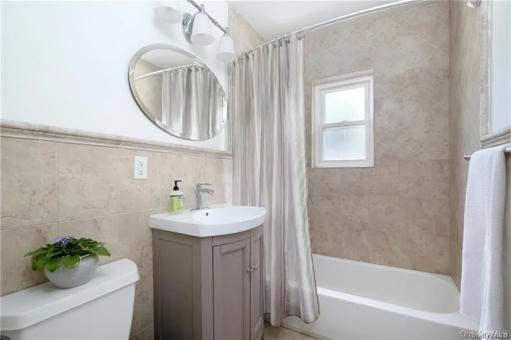 184 Purchase Street, Rye City, NY, 1 Bedroom Bedrooms, 5 Rooms Rooms,1 BathroomBathrooms,Residential Lease,For Rent,Purchase,0,980615 184 Purchase Street, Rye City, NY, 1 Bedroom Bedrooms, 5 Rooms Rooms,1 BathroomBathrooms,Residential Lease,For Rent,Purchase,0,980615