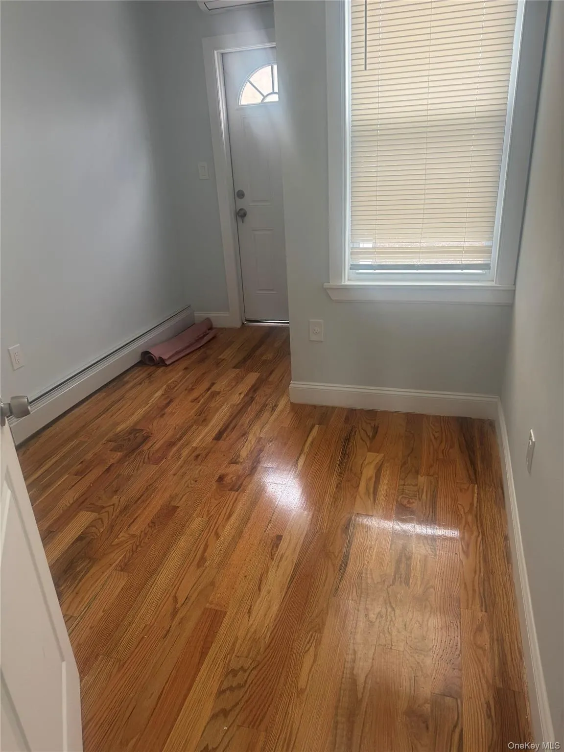 1611 Research Avenue, New York, NY, 3 Bedrooms Bedrooms, 6 Rooms Rooms,1 BathroomBathrooms,Residential Lease,For Rent,Research,0,980637 1611 Research Avenue, New York, NY, 3 Bedrooms Bedrooms, 6 Rooms Rooms,1 BathroomBathrooms,Residential Lease,For Rent,Research,0,980637